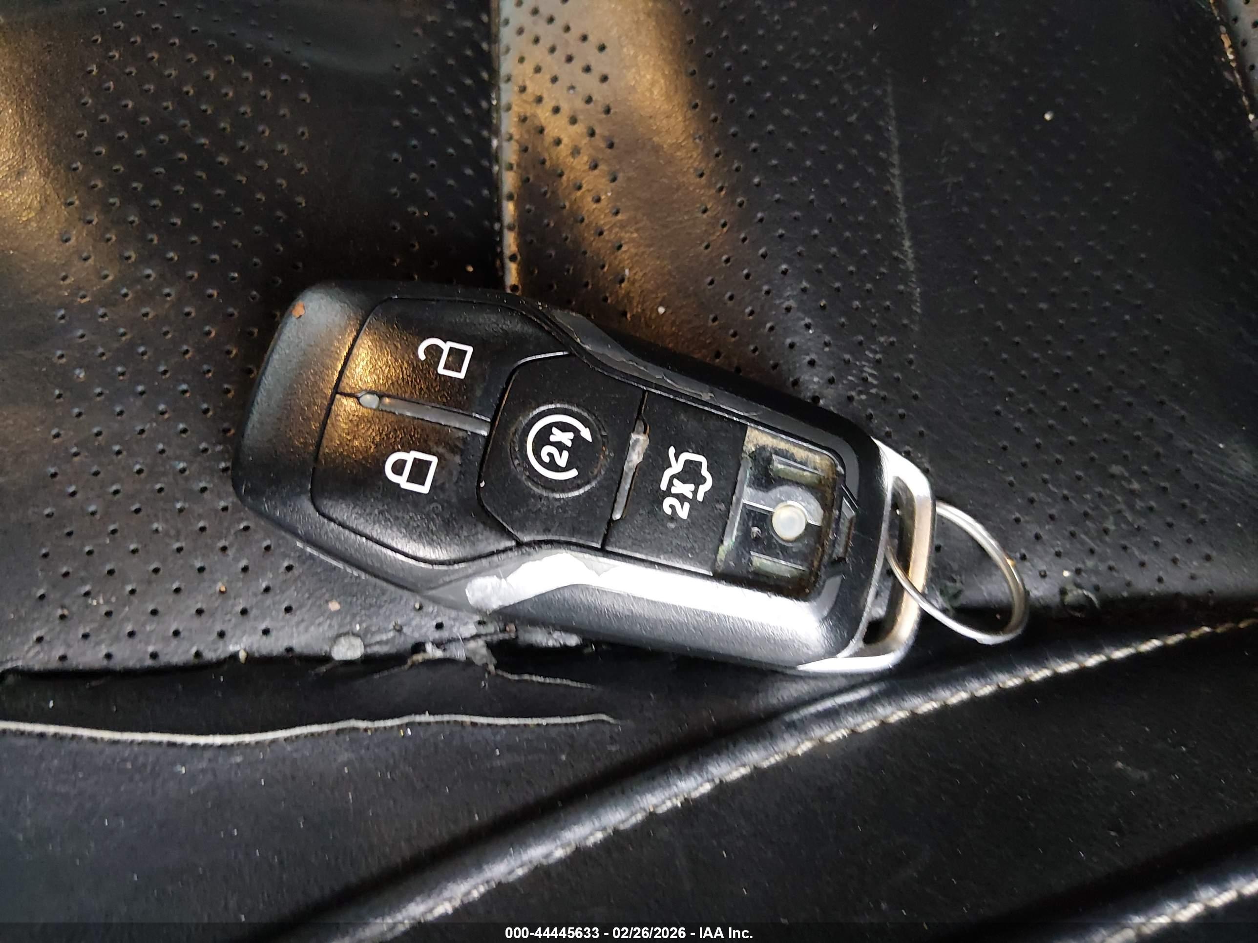 FORD MUSTANG image 11