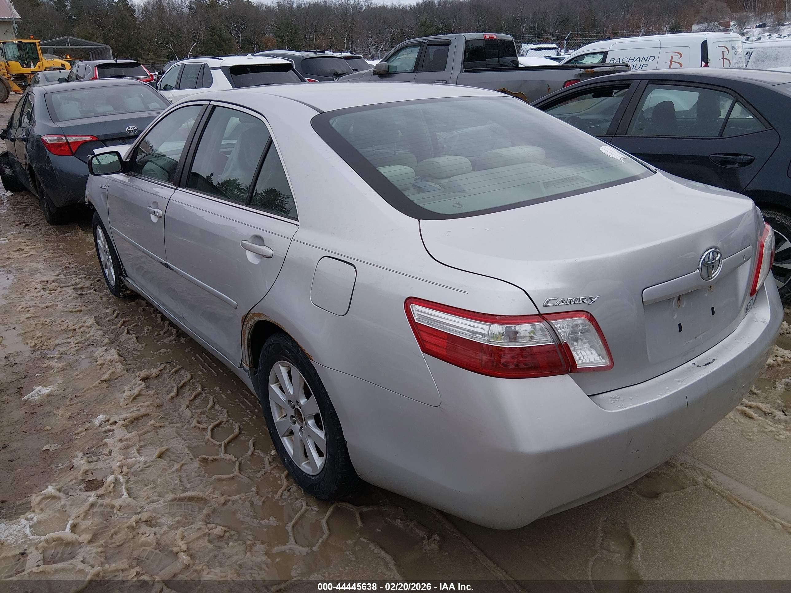 TOYOTA CAMRY image 3