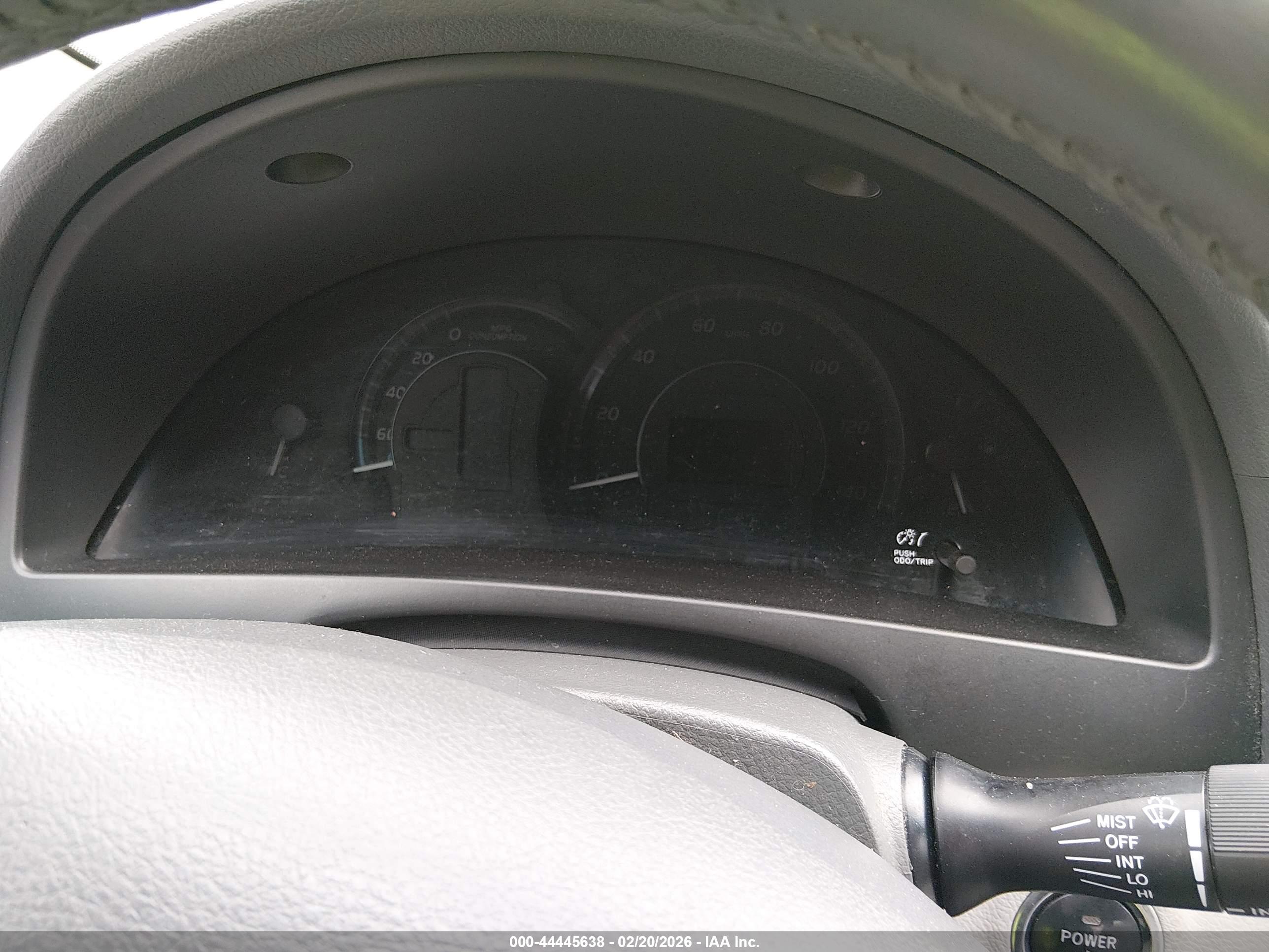 TOYOTA CAMRY image 7