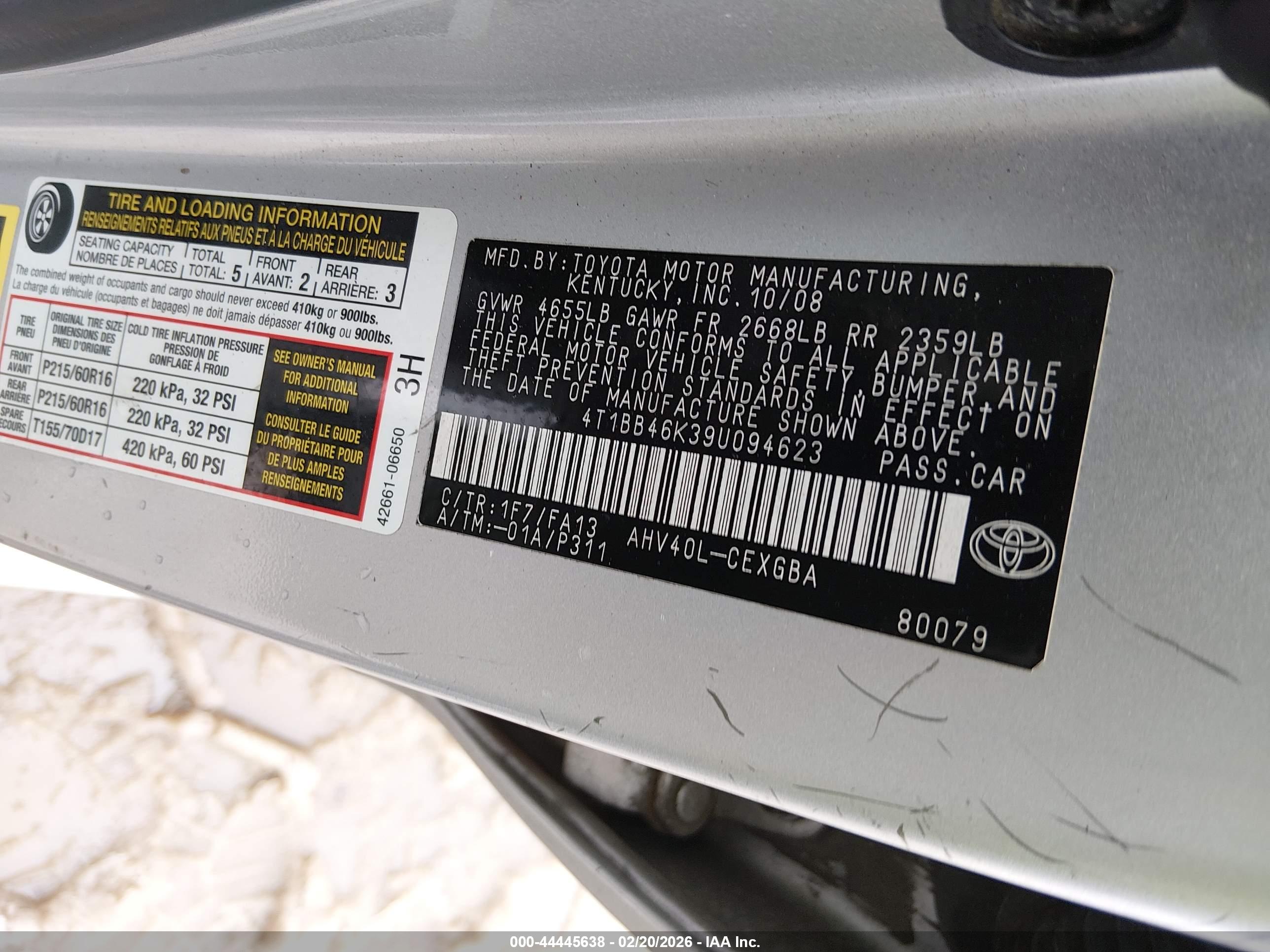 TOYOTA CAMRY image 9