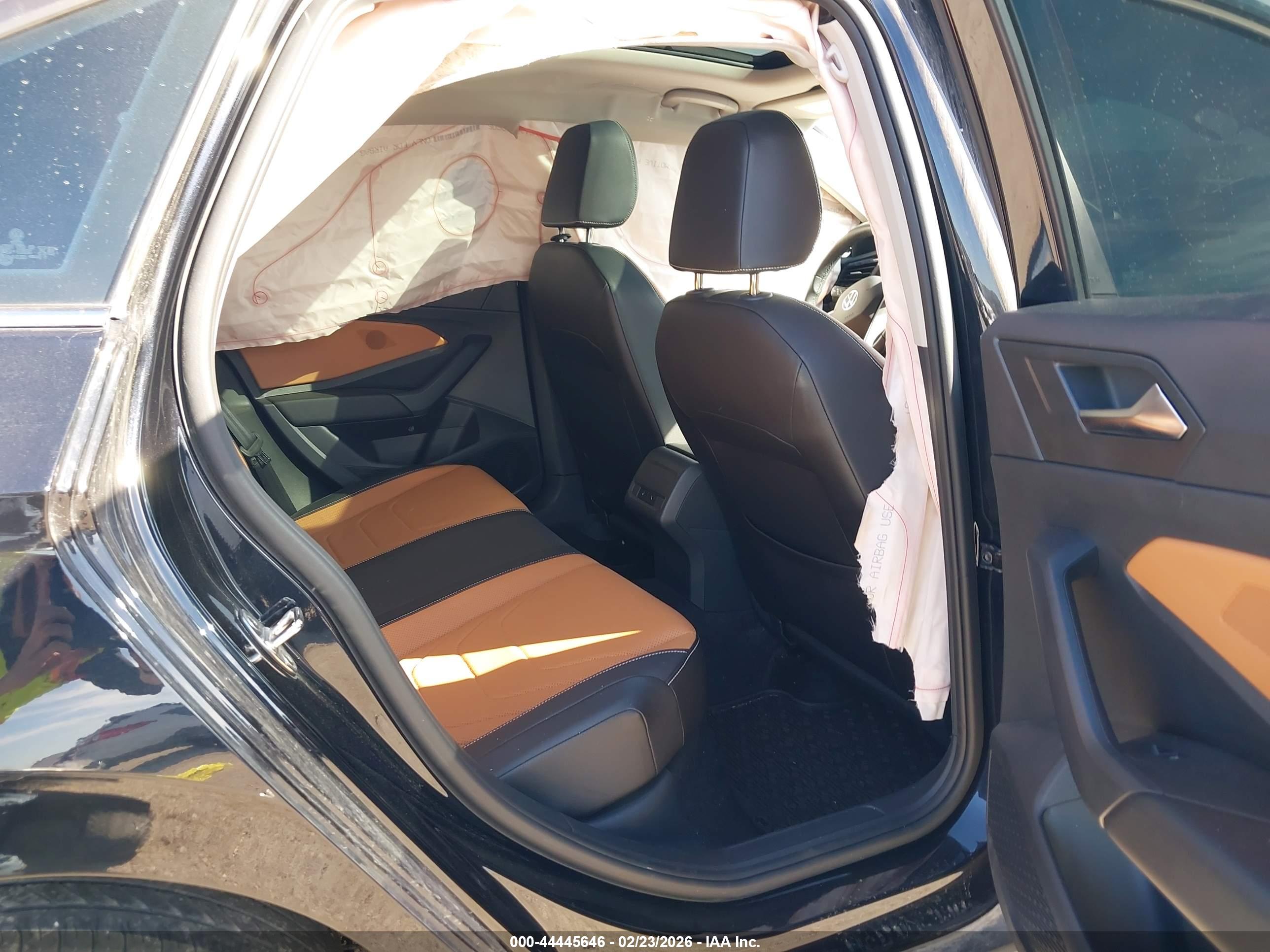 VOLKSWAGEN JETTA image 8