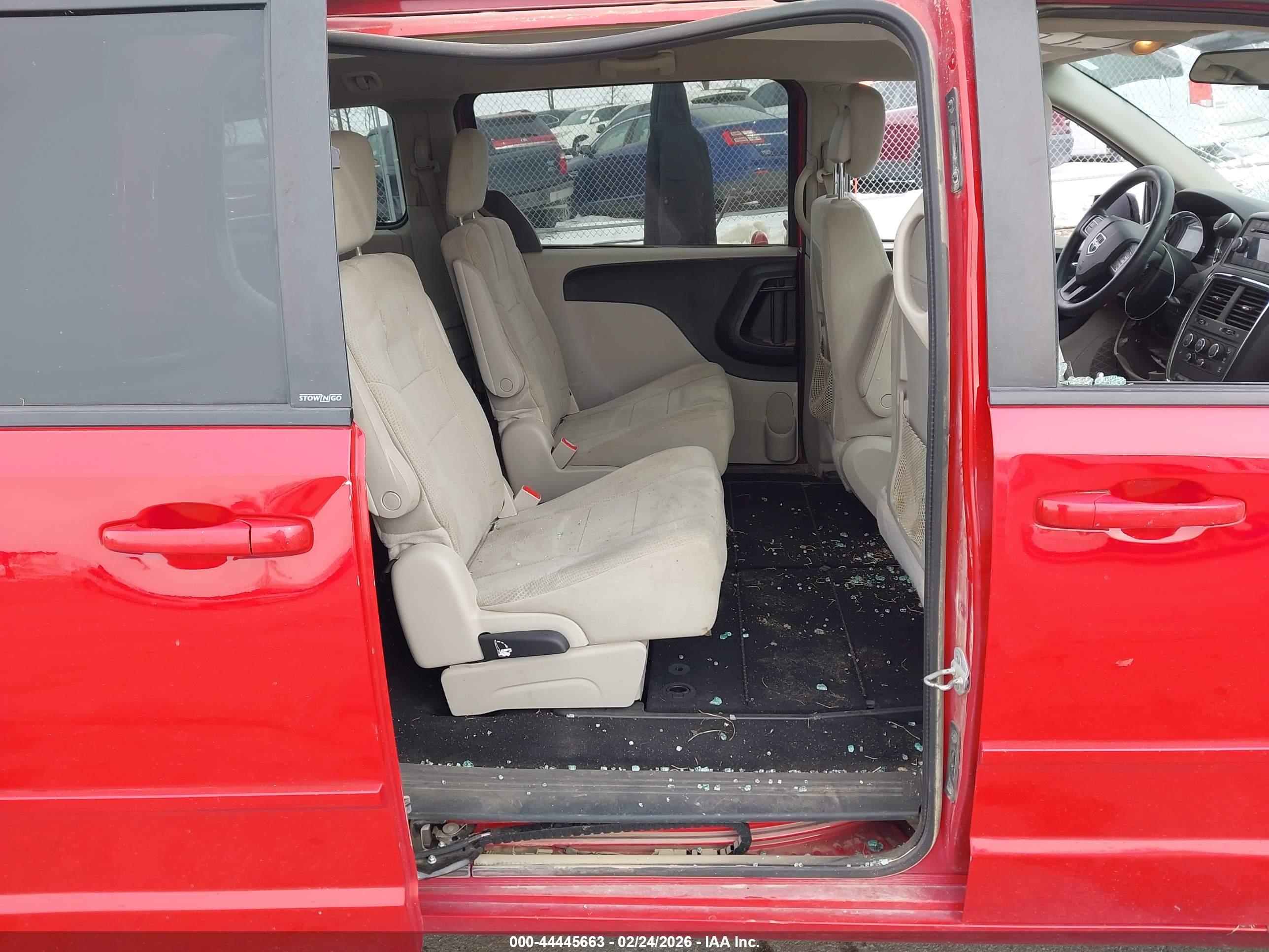 DODGE GRAND image 8