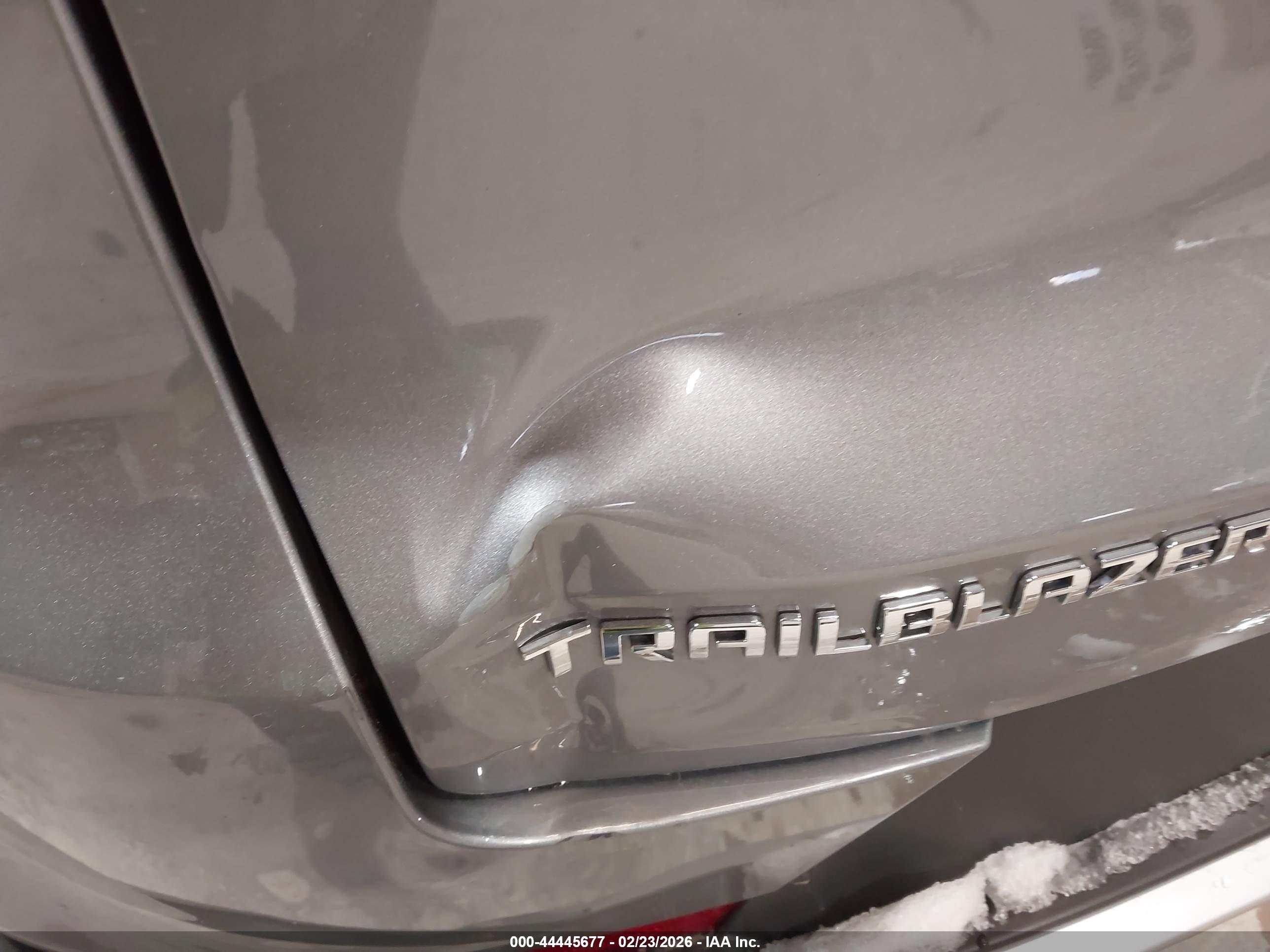 CHEVROLET TRAILBLAZER image 6