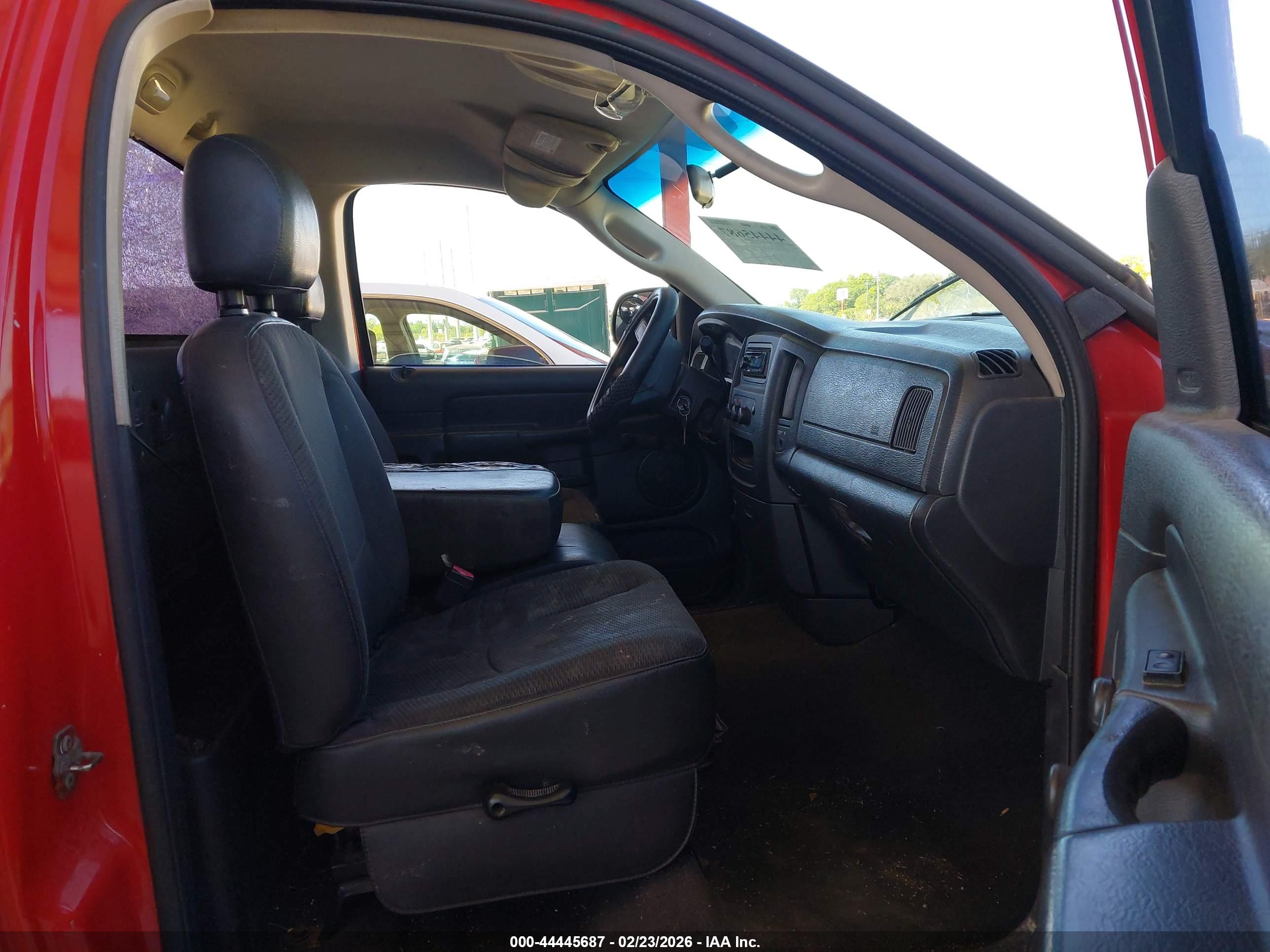 DODGE RAM image 5