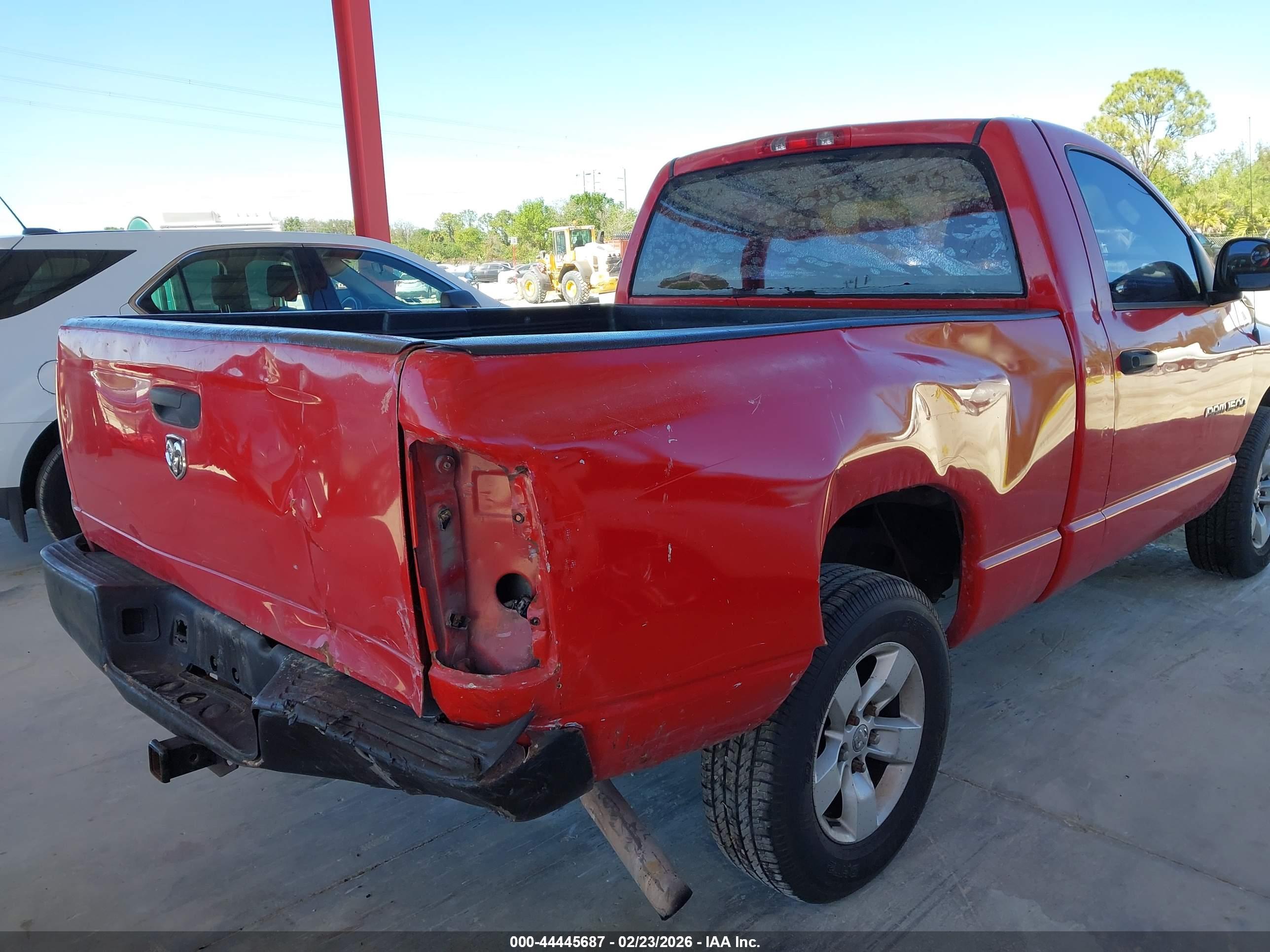 DODGE RAM image 6