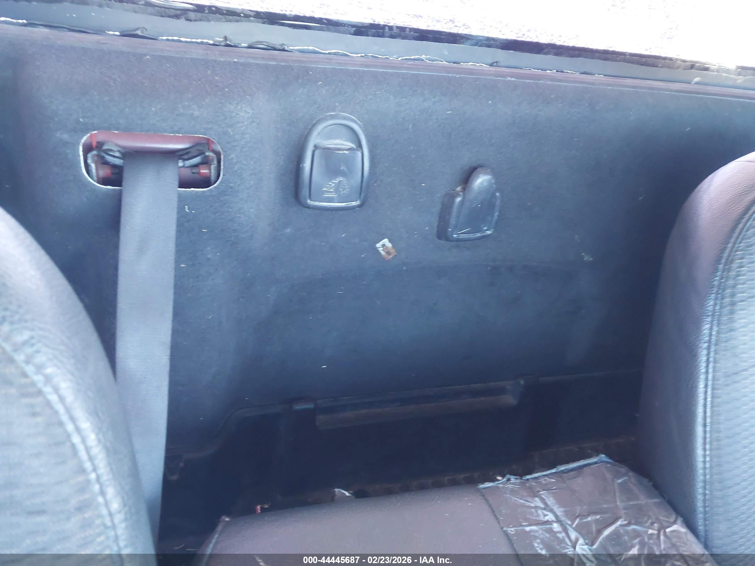 DODGE RAM image 8