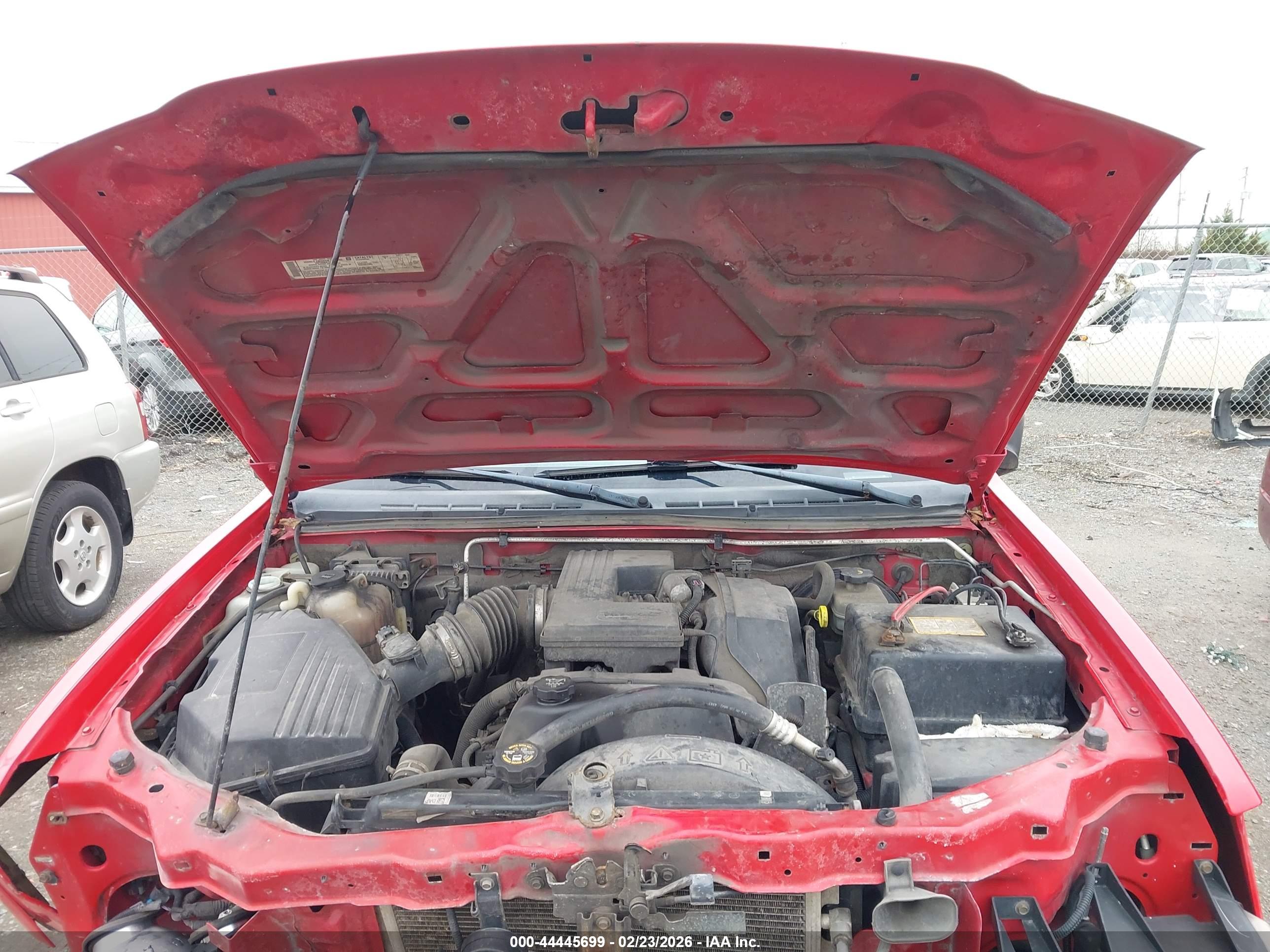 GMC CANYON image 10