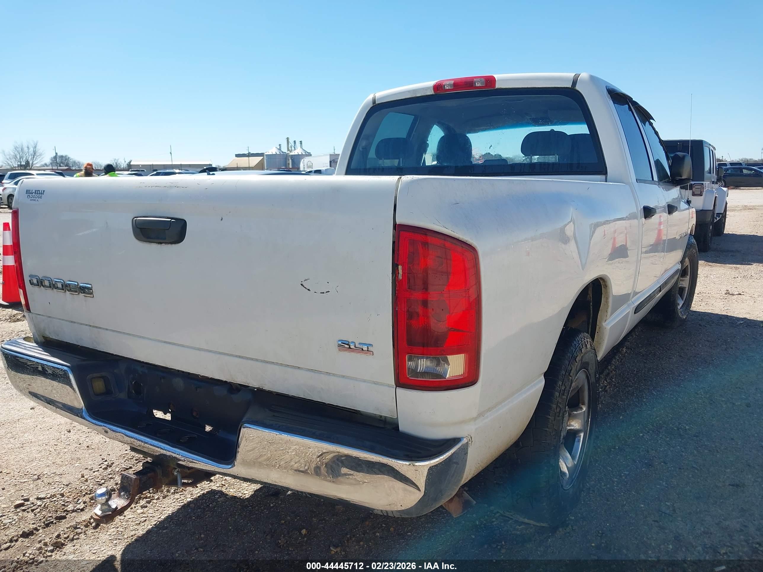 DODGE RAM image 6