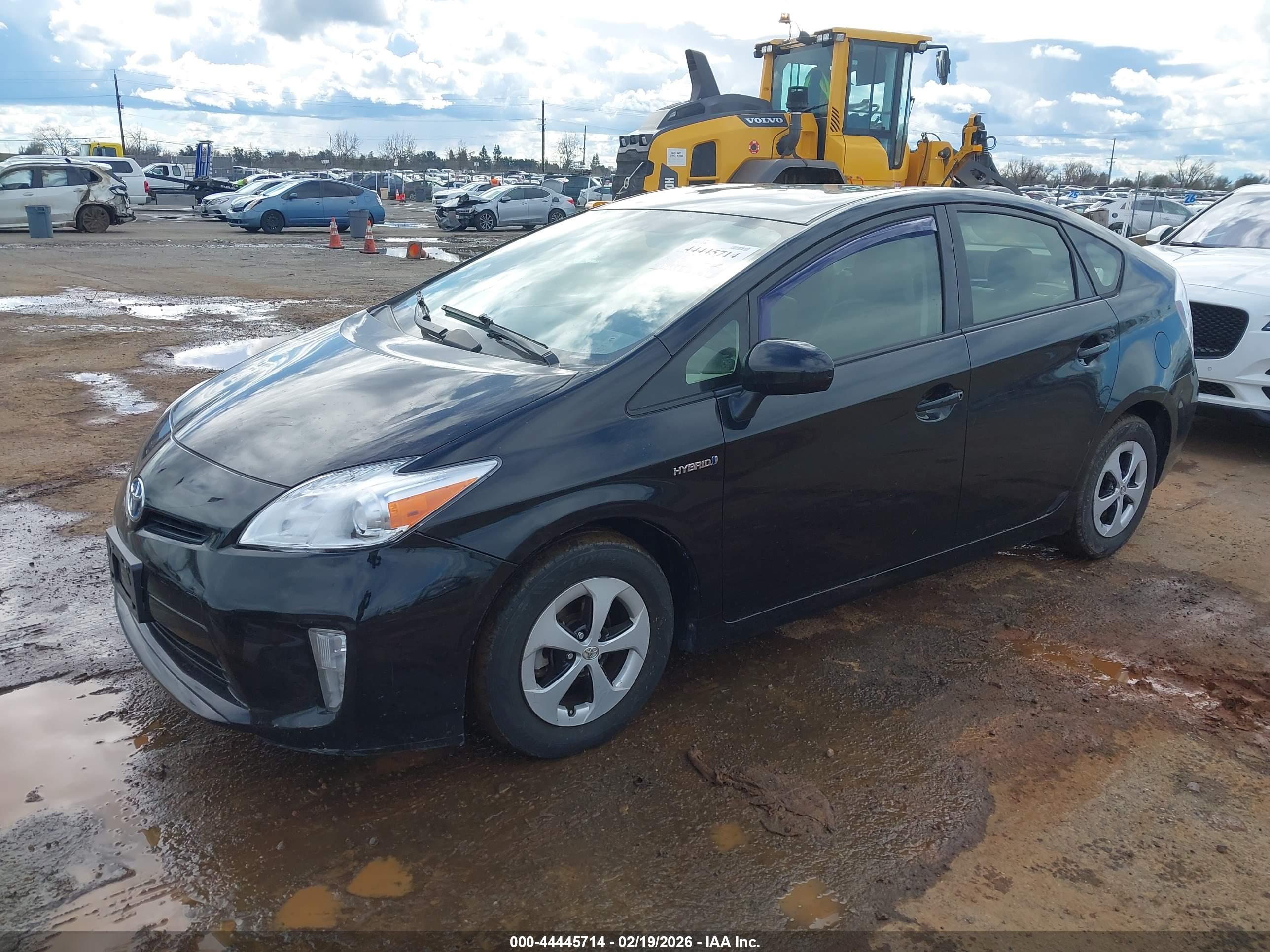 TOYOTA PRIUS image 2