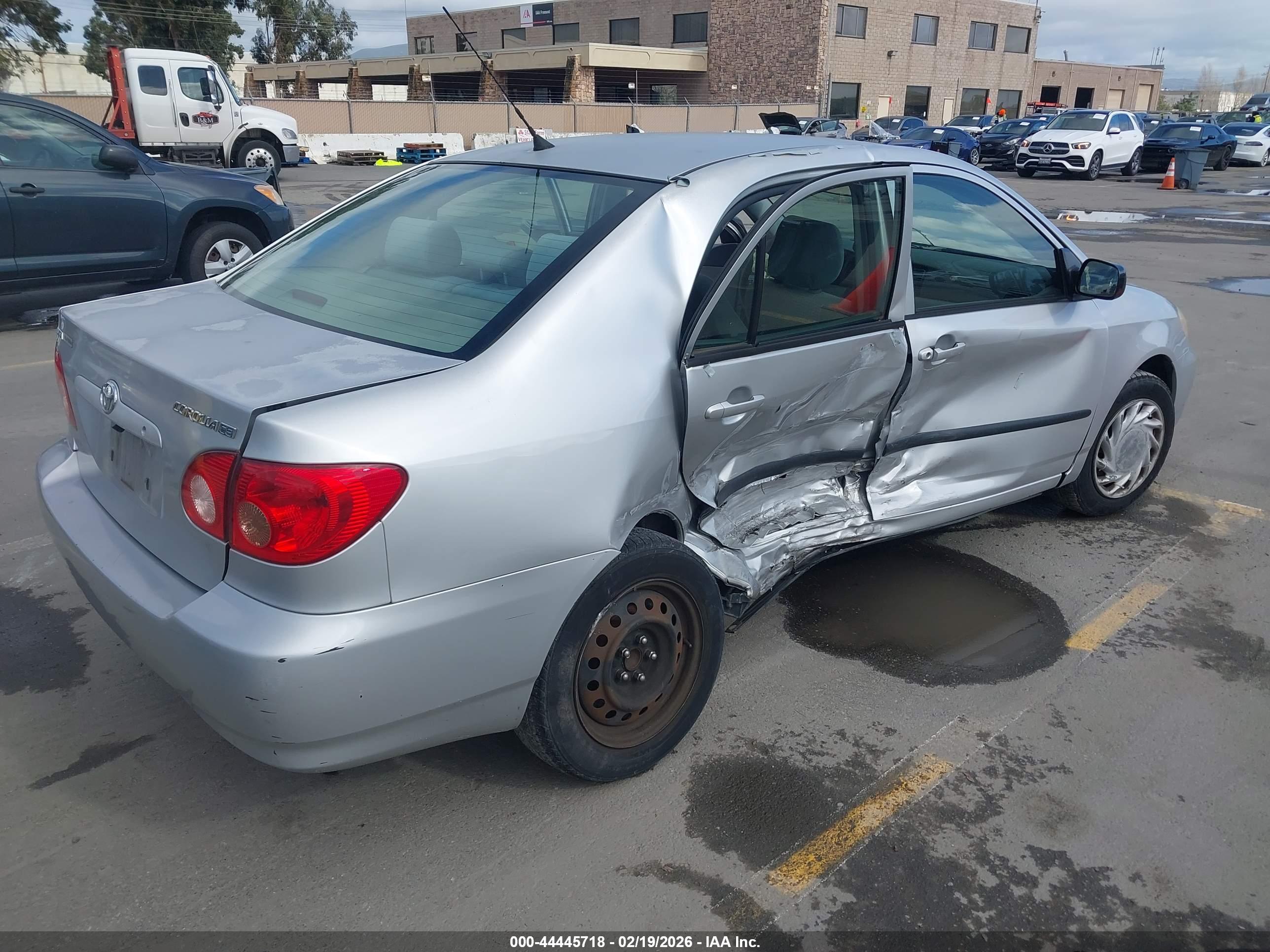 TOYOTA COROLLA image 4