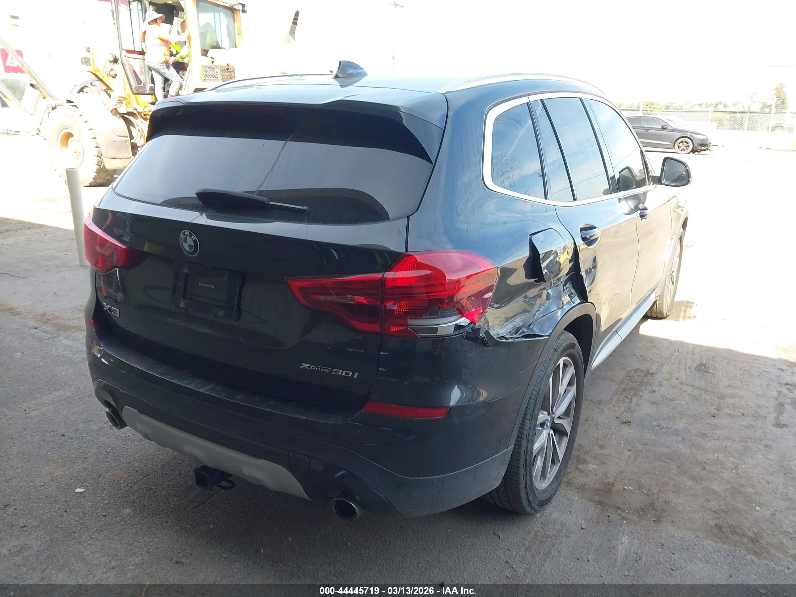 BMW X3 image 4