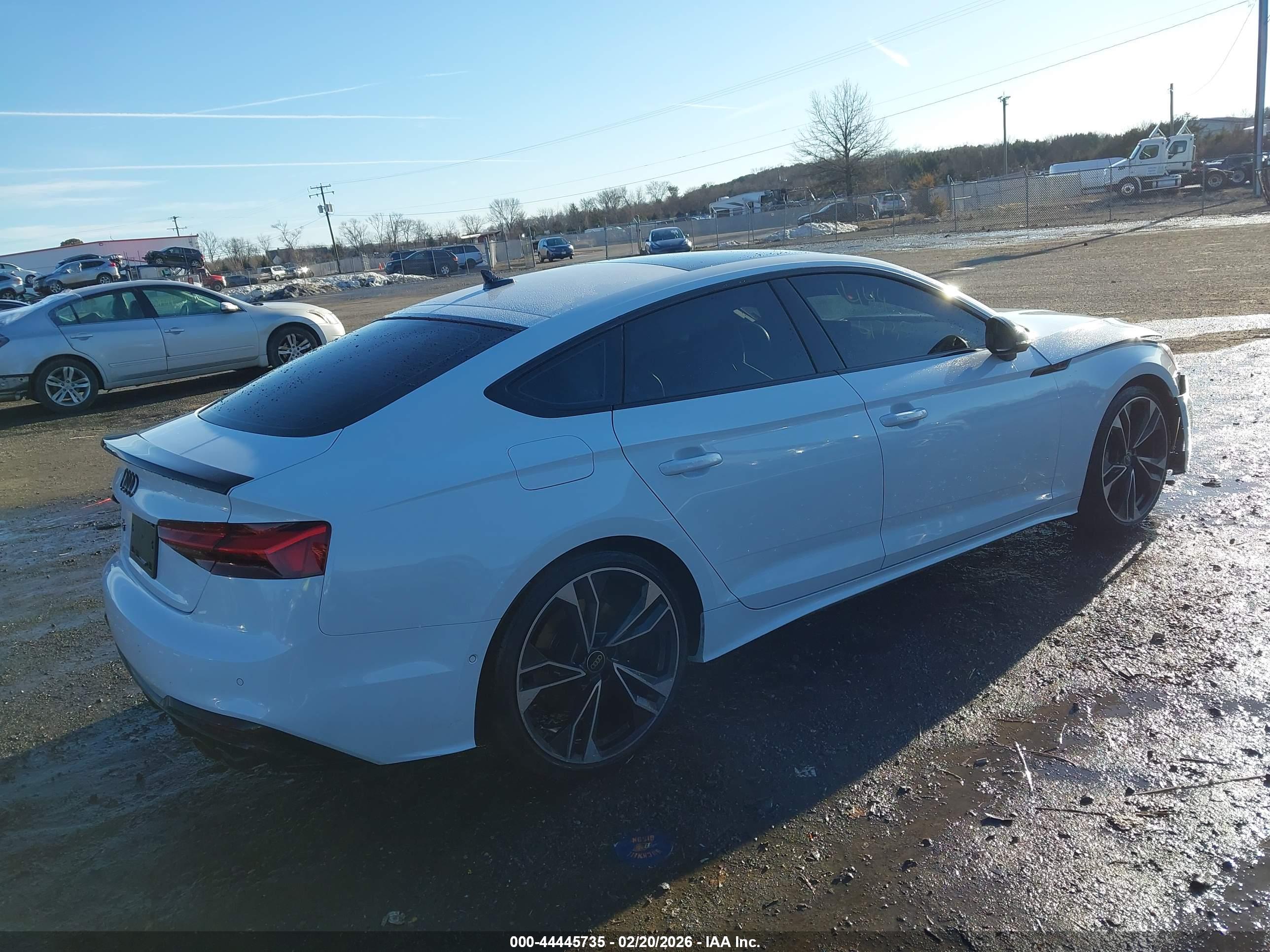 AUDI S5 image 4