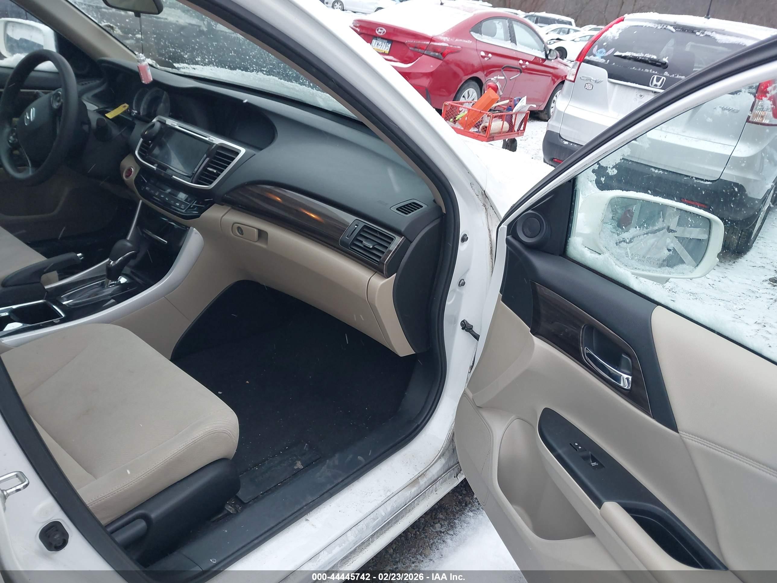 HONDA ACCORD image 5