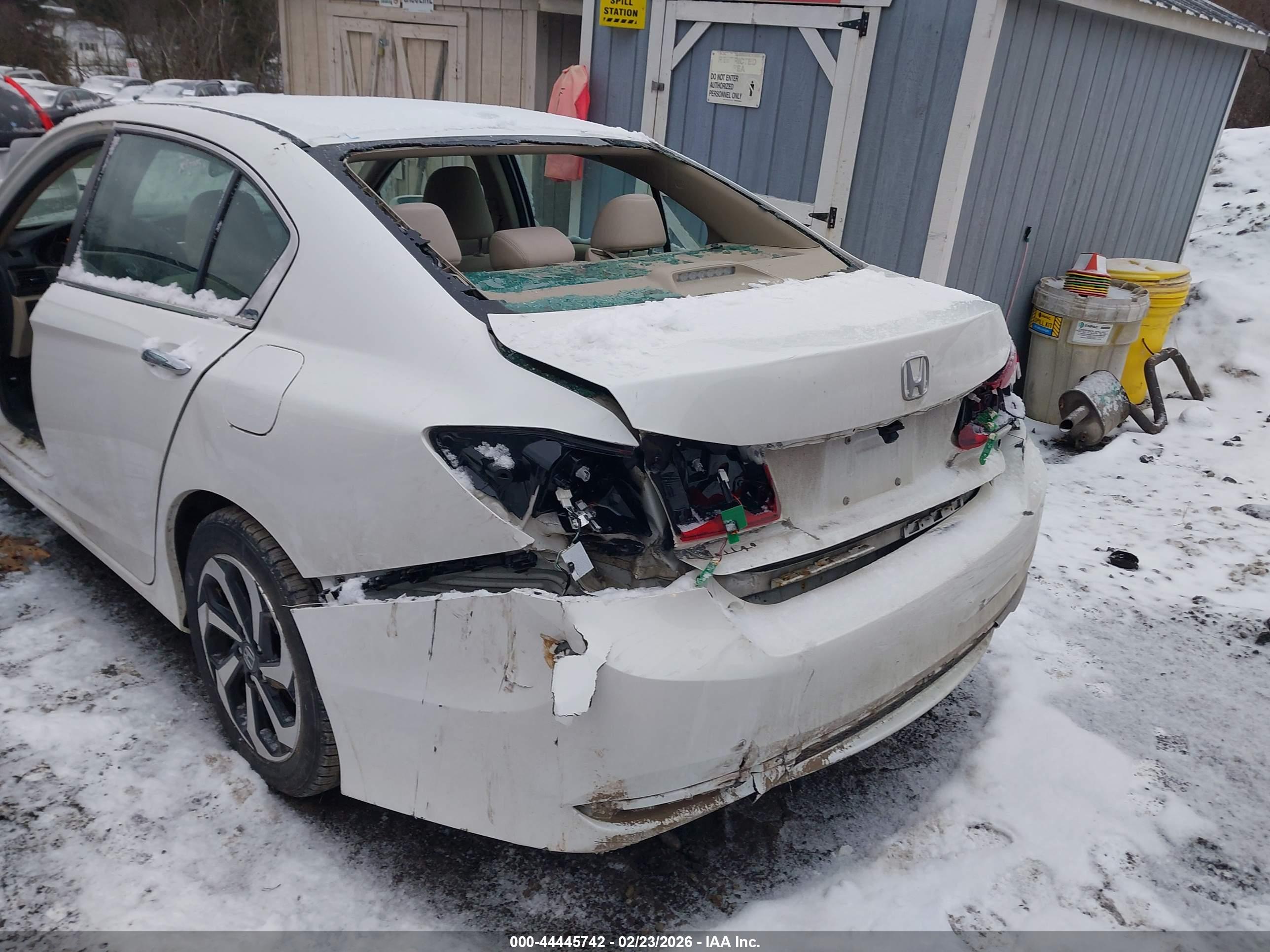 HONDA ACCORD image 6