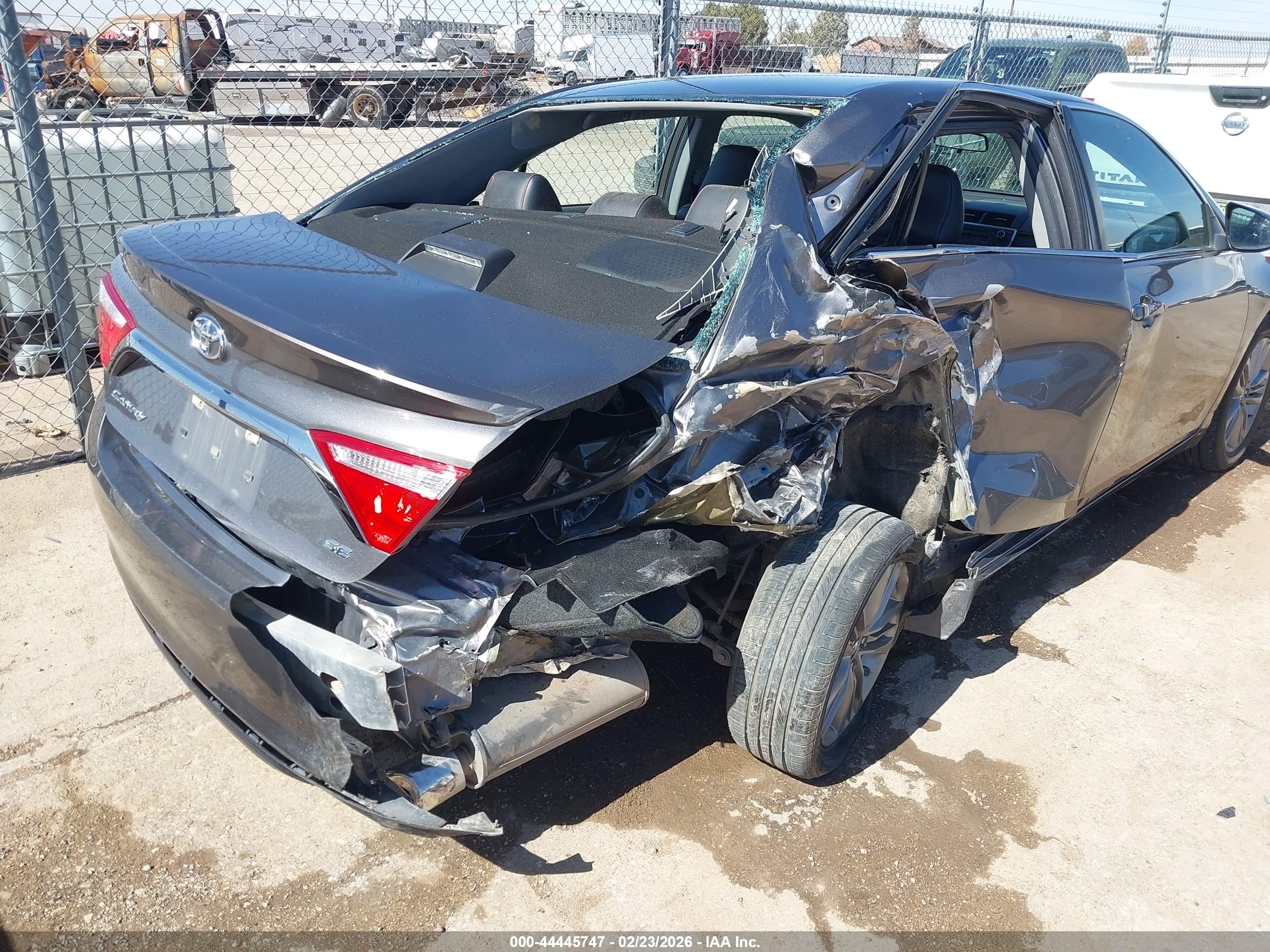 TOYOTA CAMRY image 6