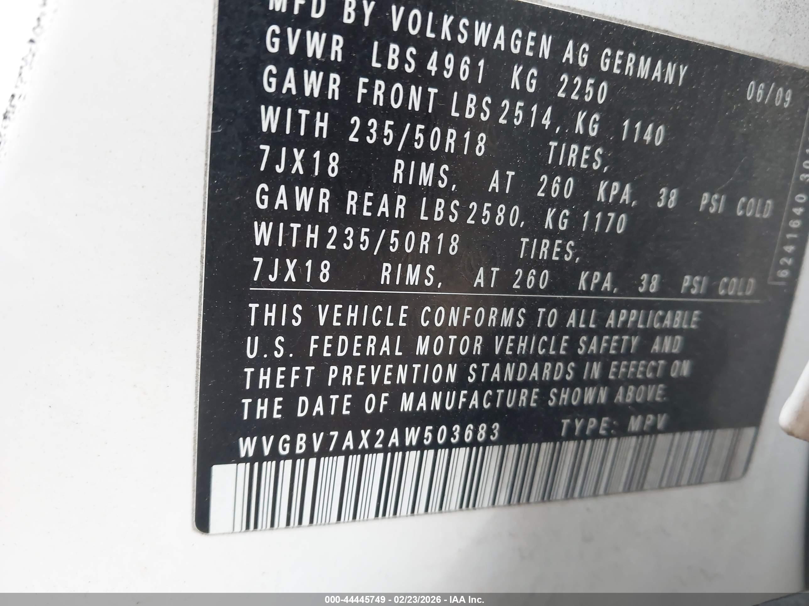VOLKSWAGEN TIGUAN image 9