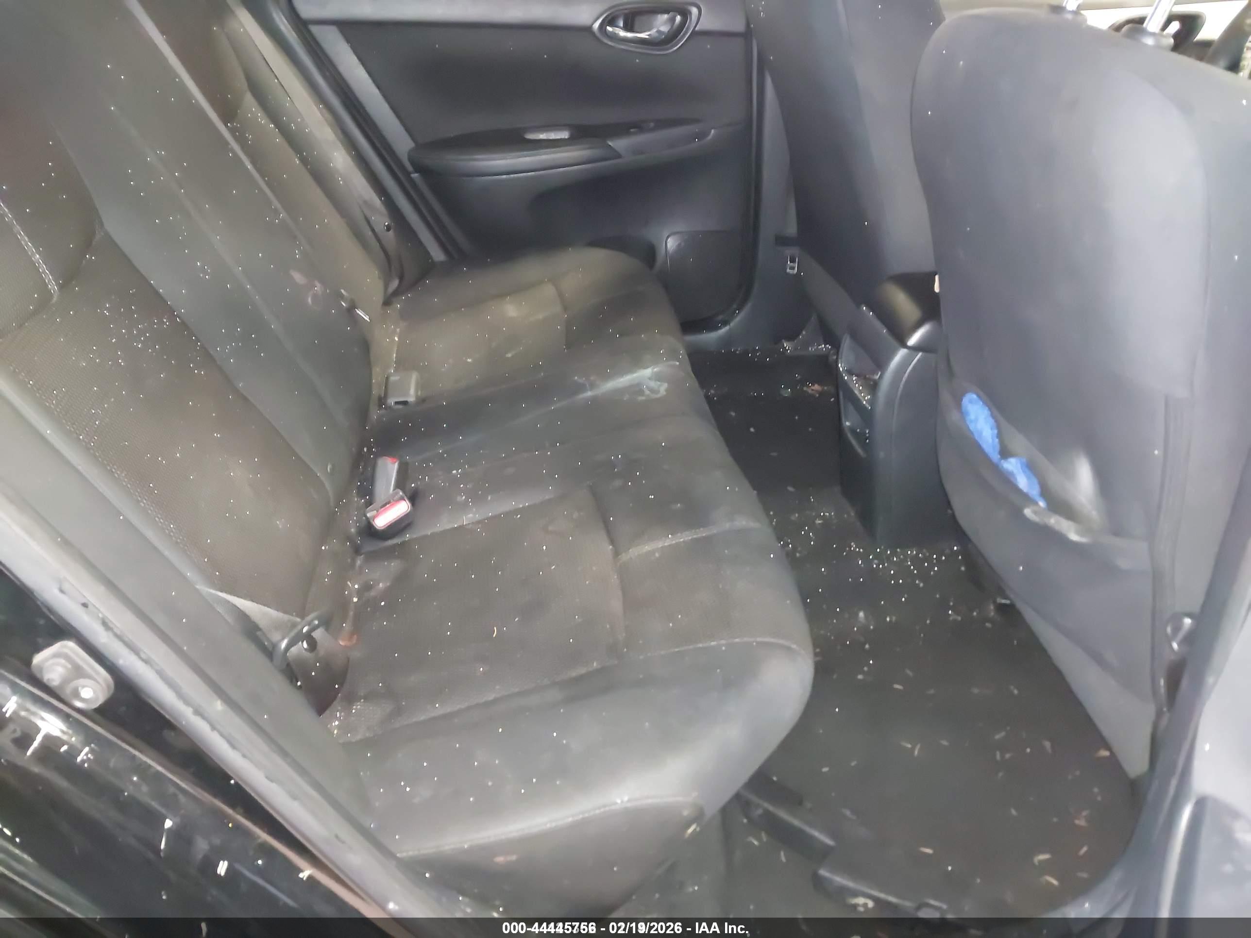 NISSAN SENTRA image 8
