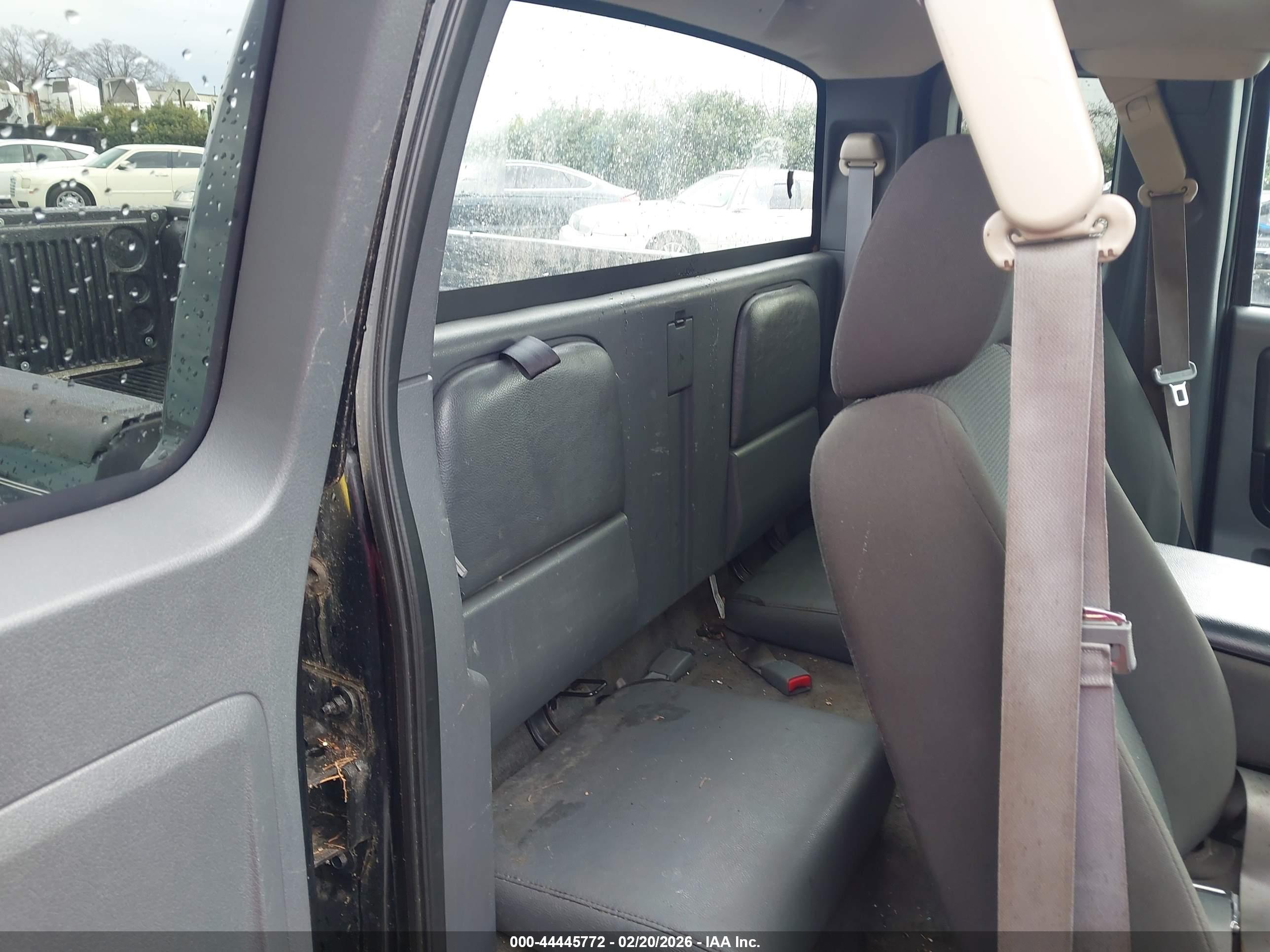 MITSUBISHI RAIDER image 8