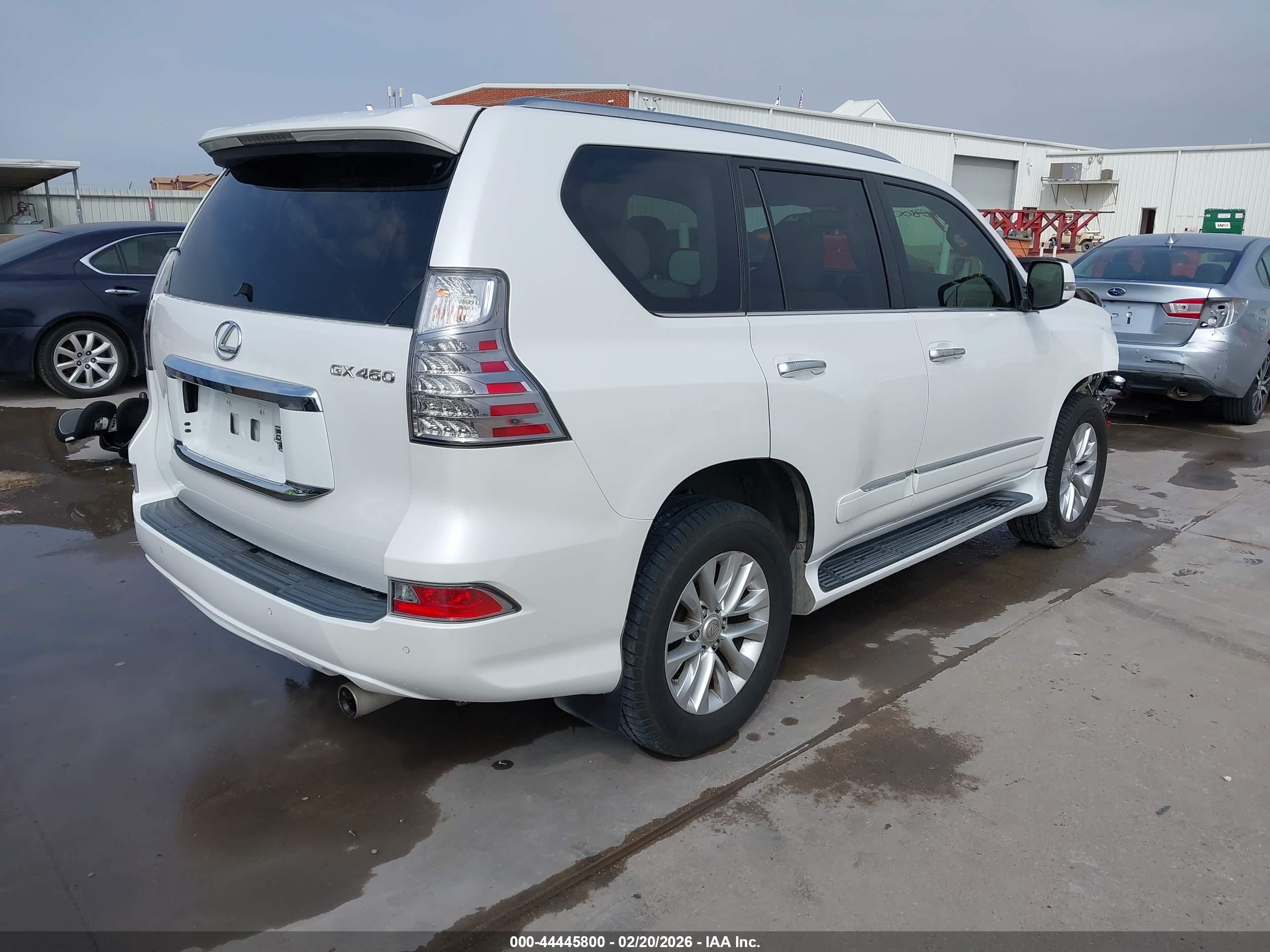 LEXUS GX image 4