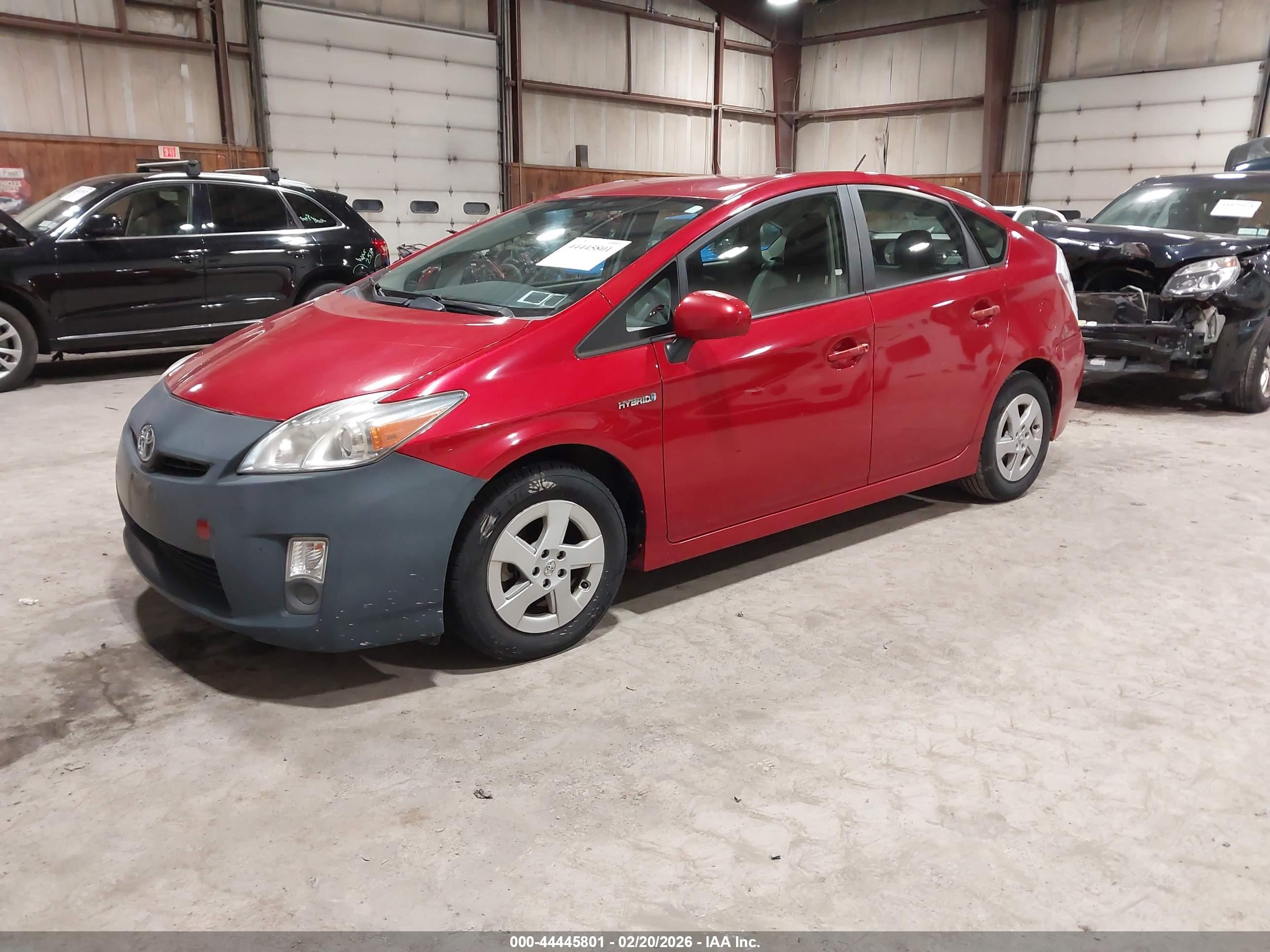 TOYOTA PRIUS image 2