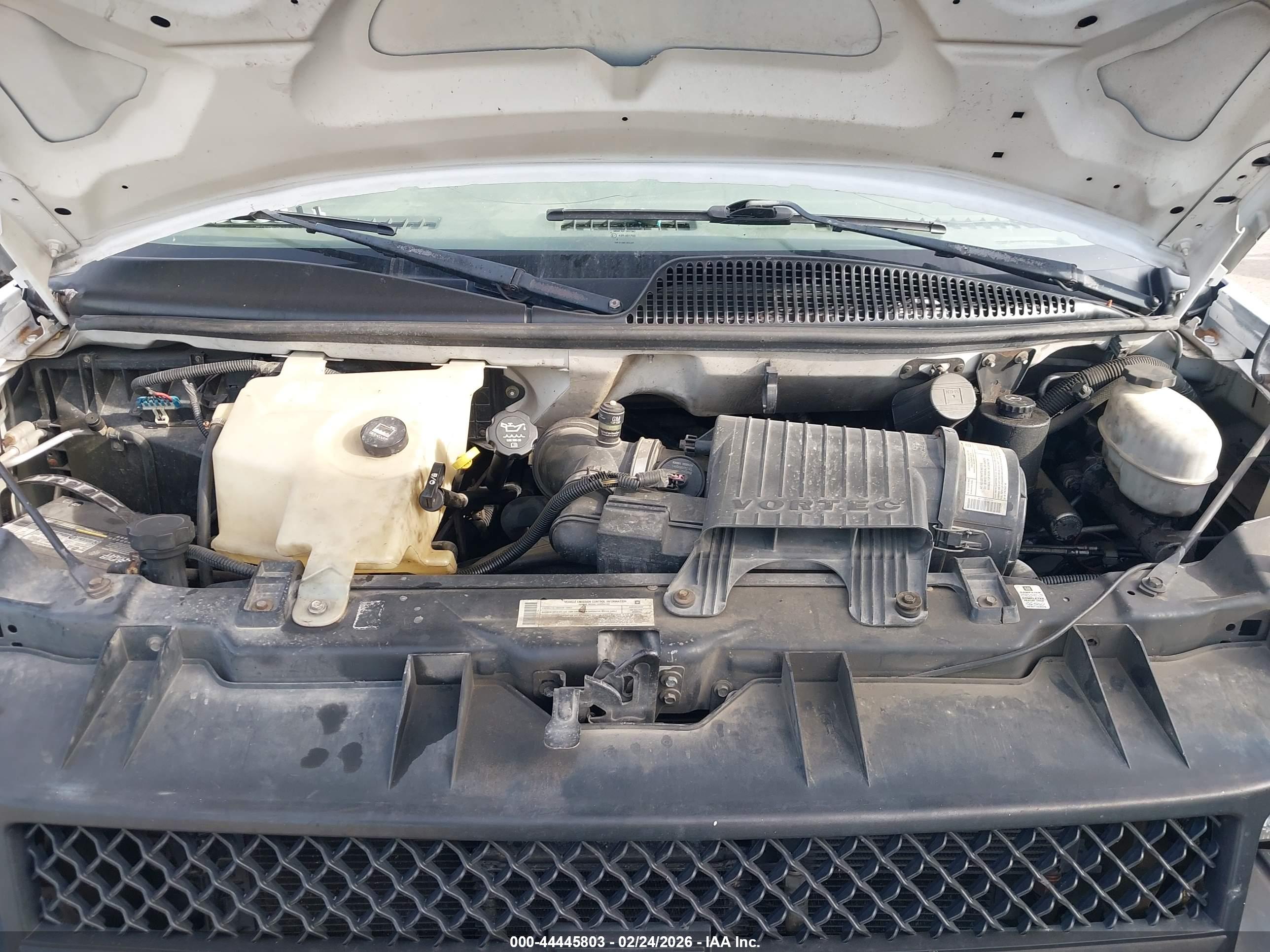 CHEVROLET EXPRESS image 10