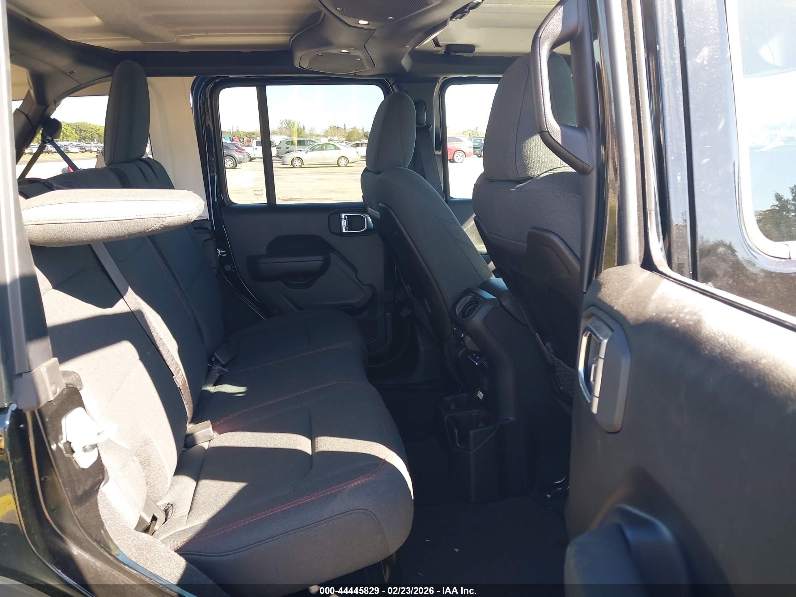 JEEP WRANGLER image 8
