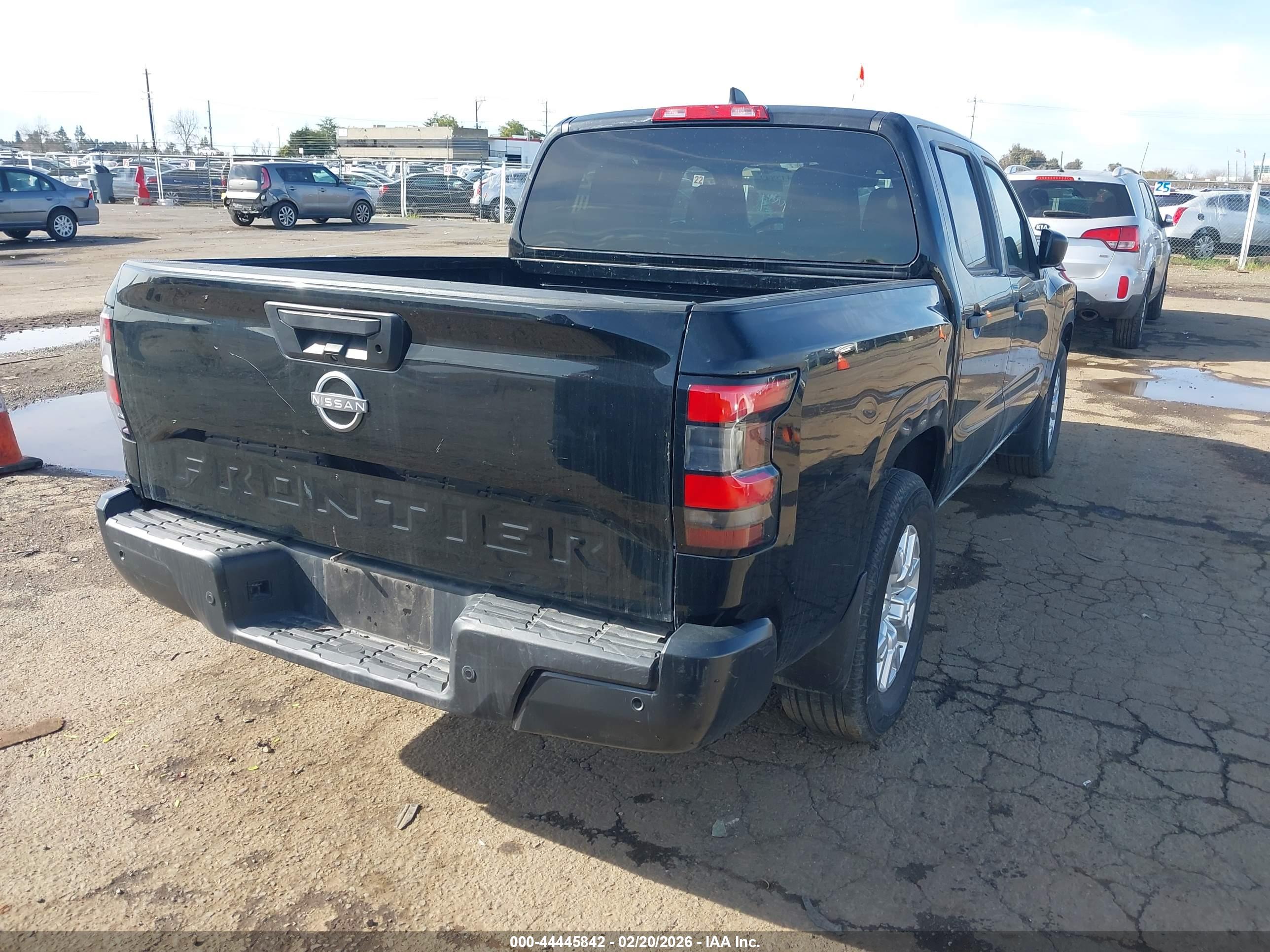 NISSAN FRONTIER image 4