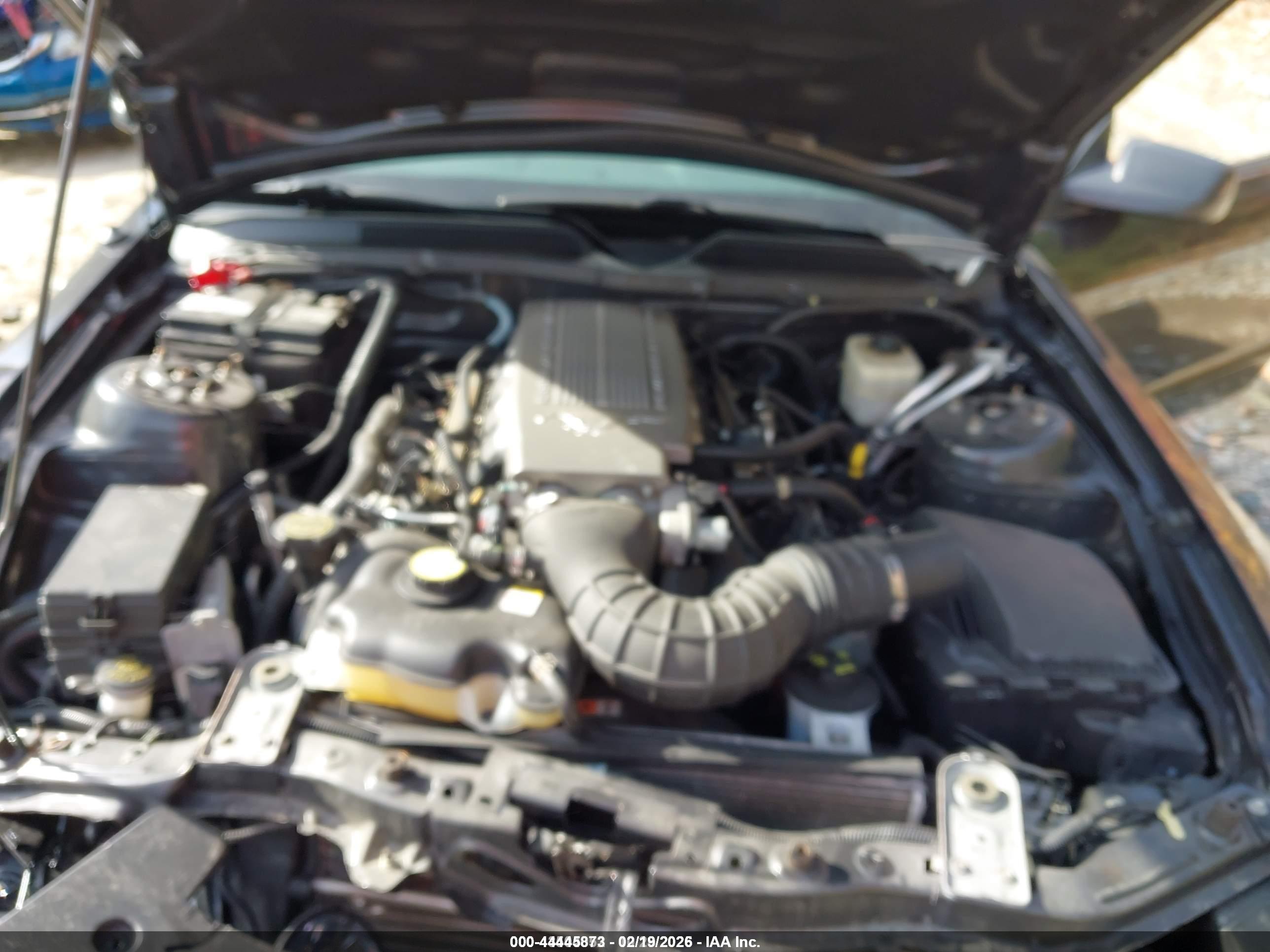 FORD MUSTANG image 10