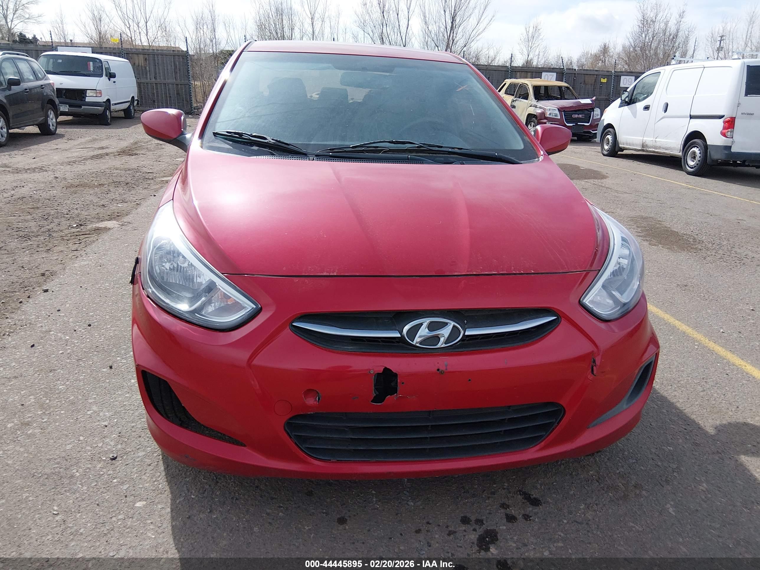 HYUNDAI ACCENT image 6