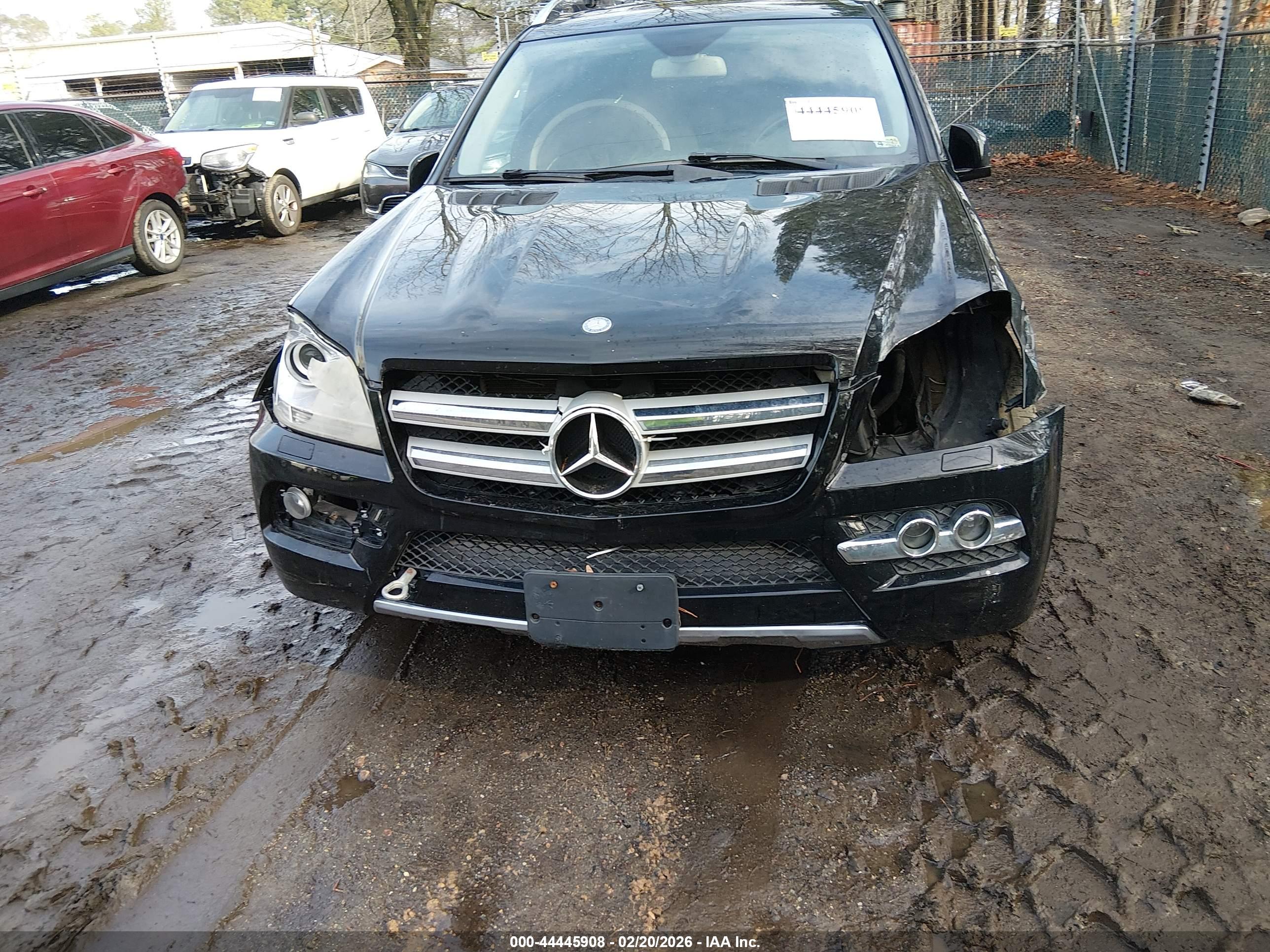 MERCEDES-BENZ GL image 6
