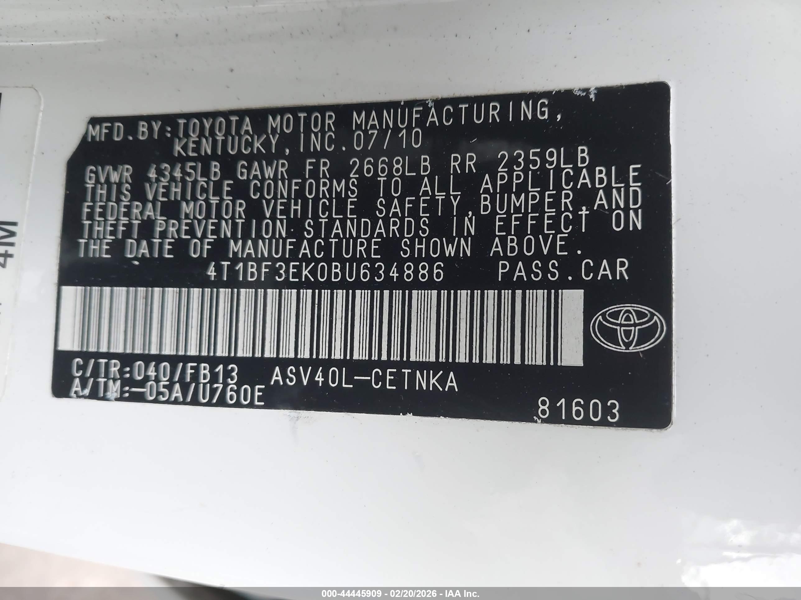 TOYOTA CAMRY image 9