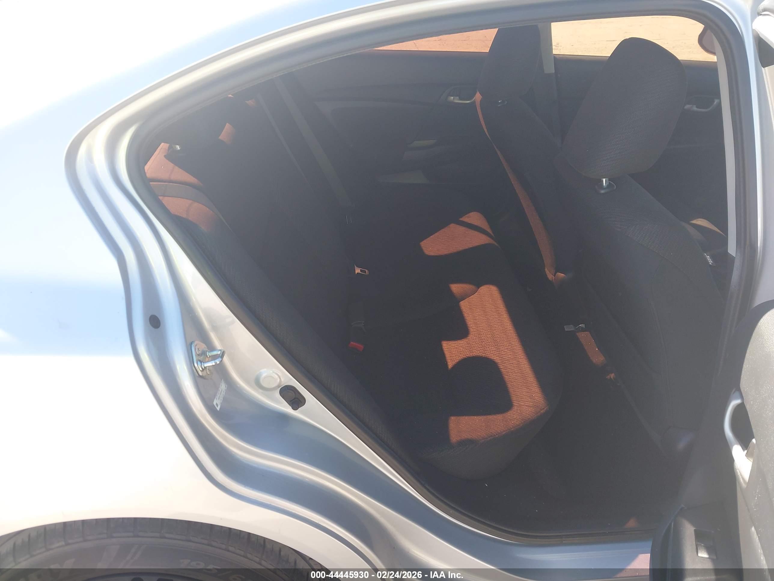 HONDA CIVIC image 8