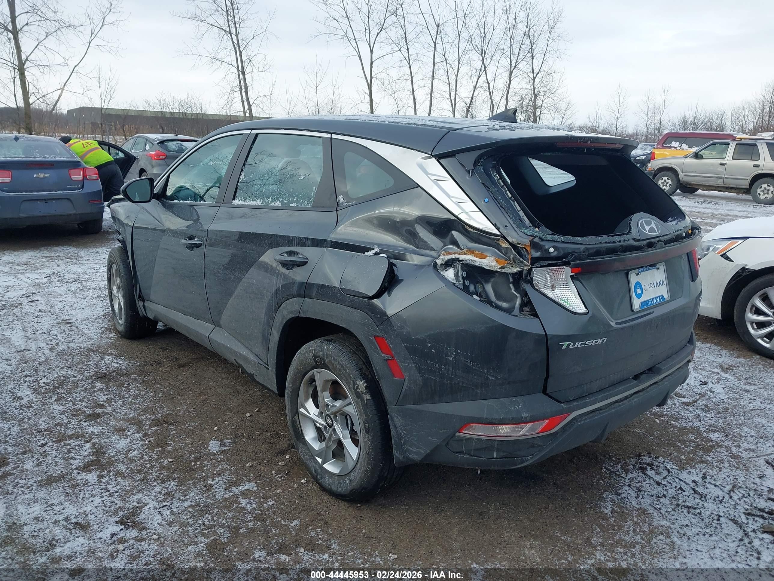 HYUNDAI TUCSON image 3