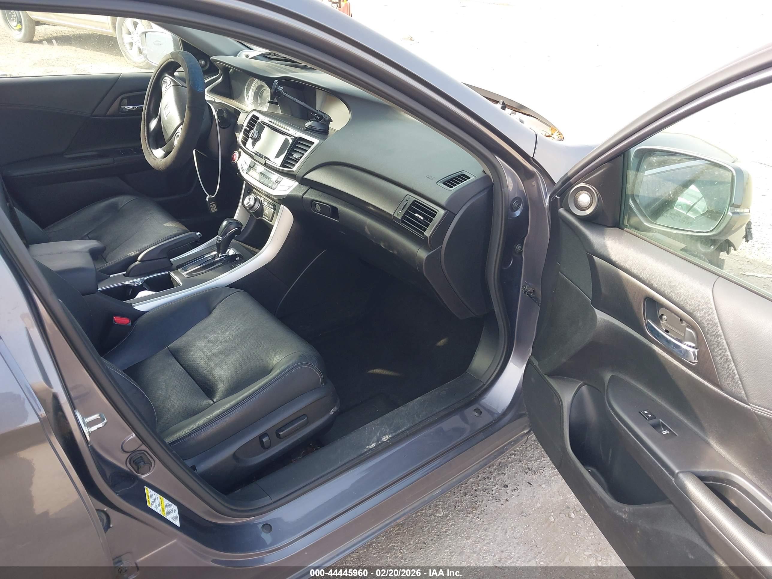 HONDA ACCORD image 5