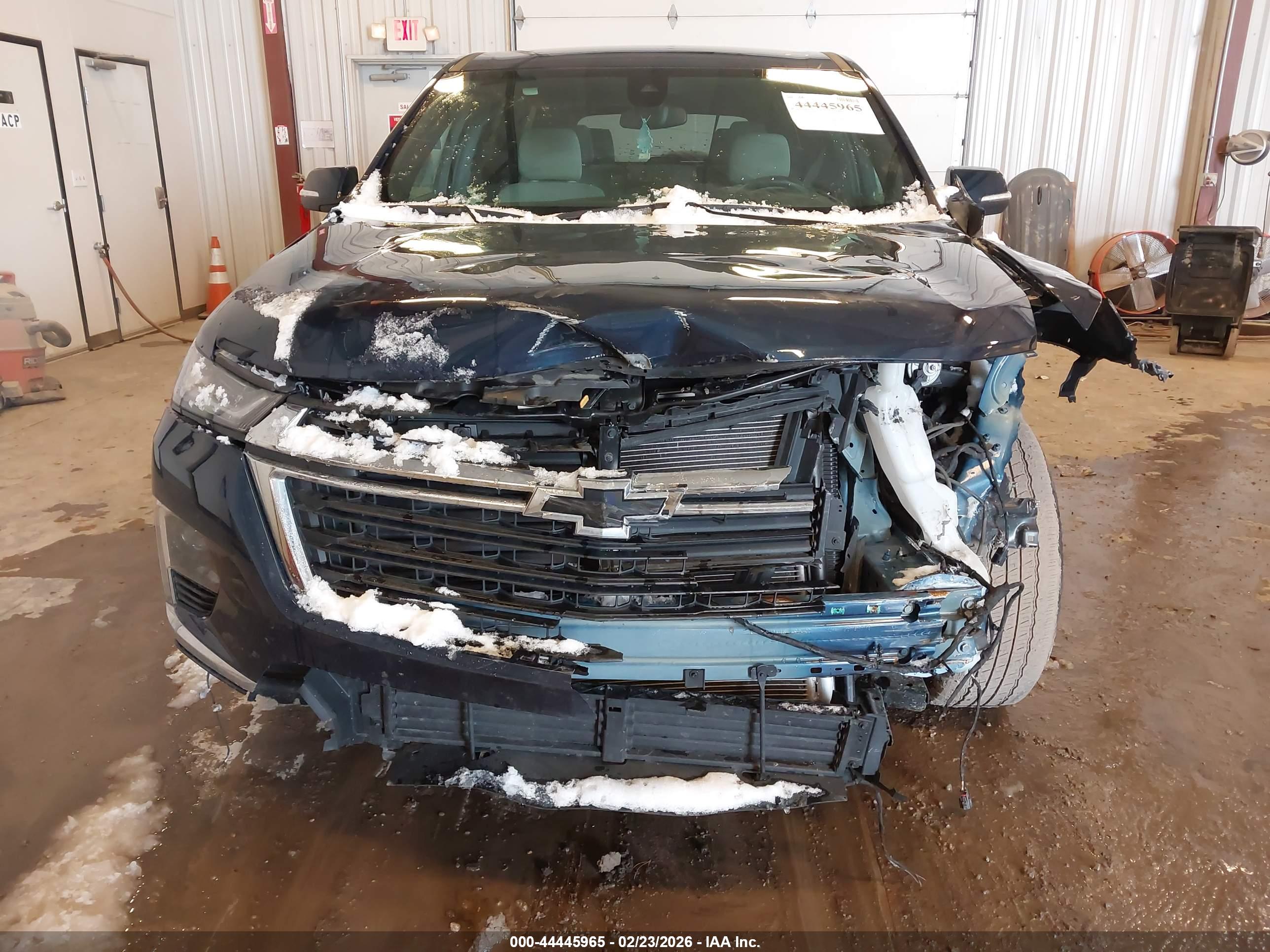 CHEVROLET TRAVERSE image 6