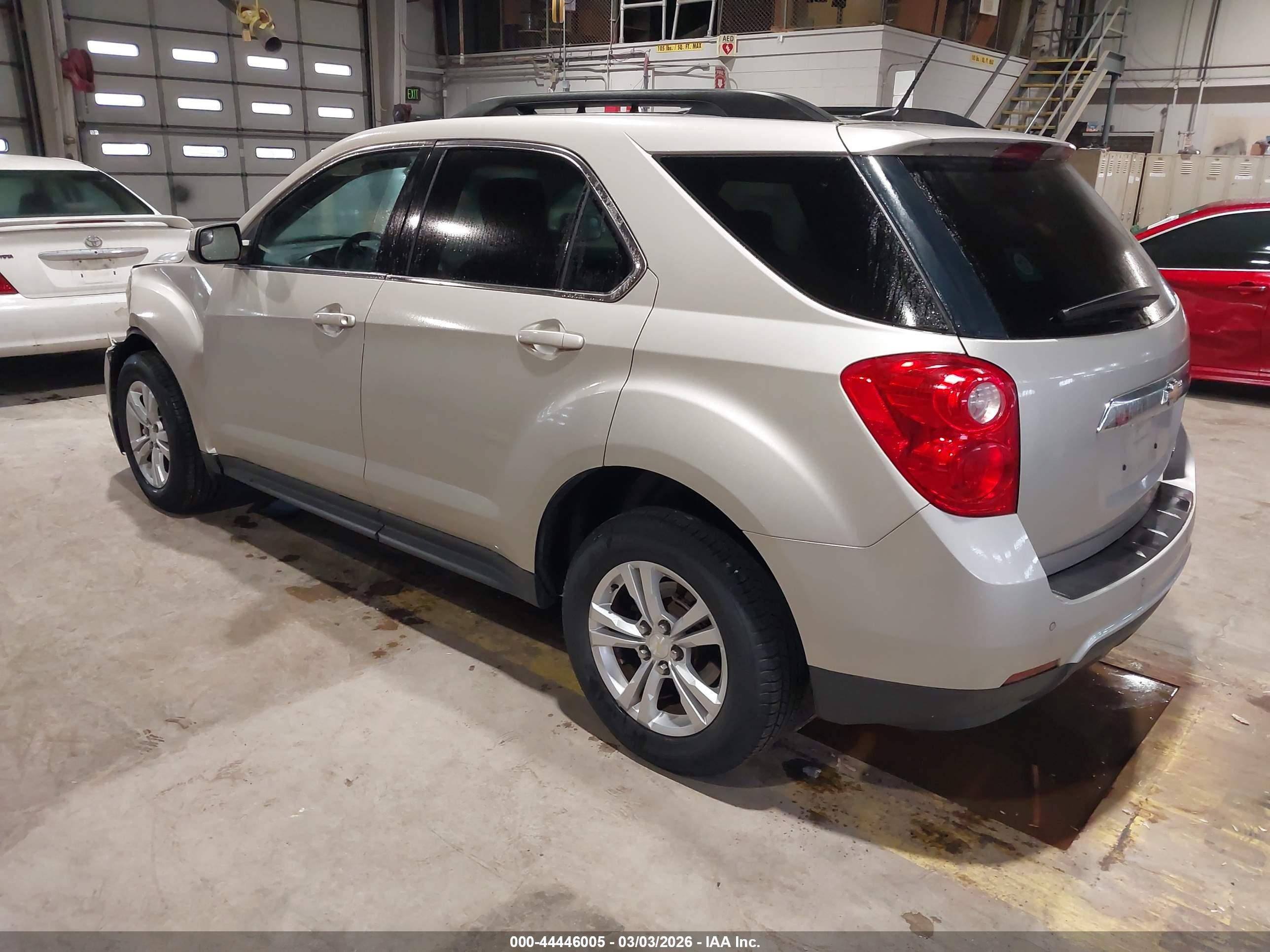 CHEVROLET EQUINOX image 3