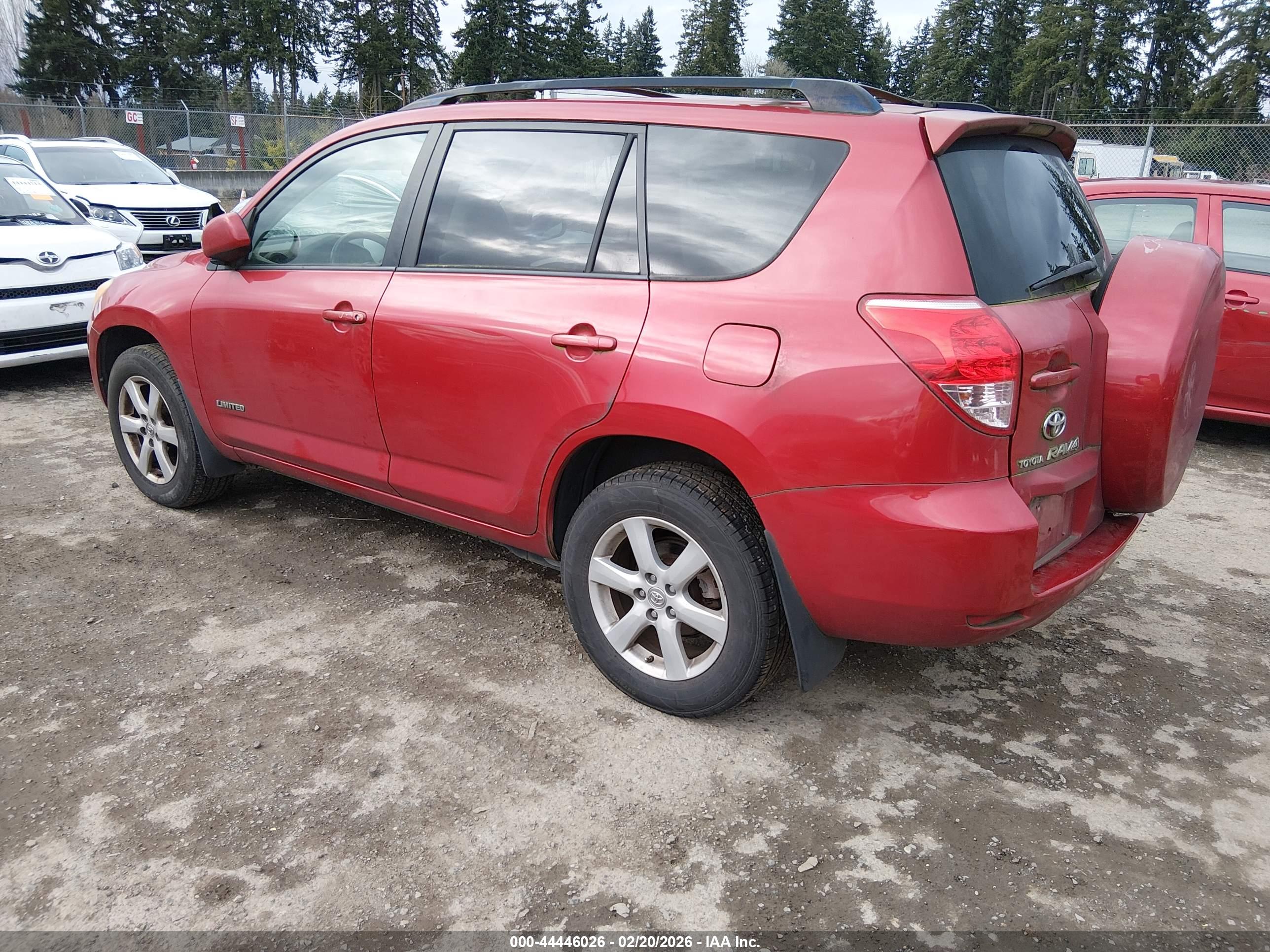 TOYOTA RAV4 image 3