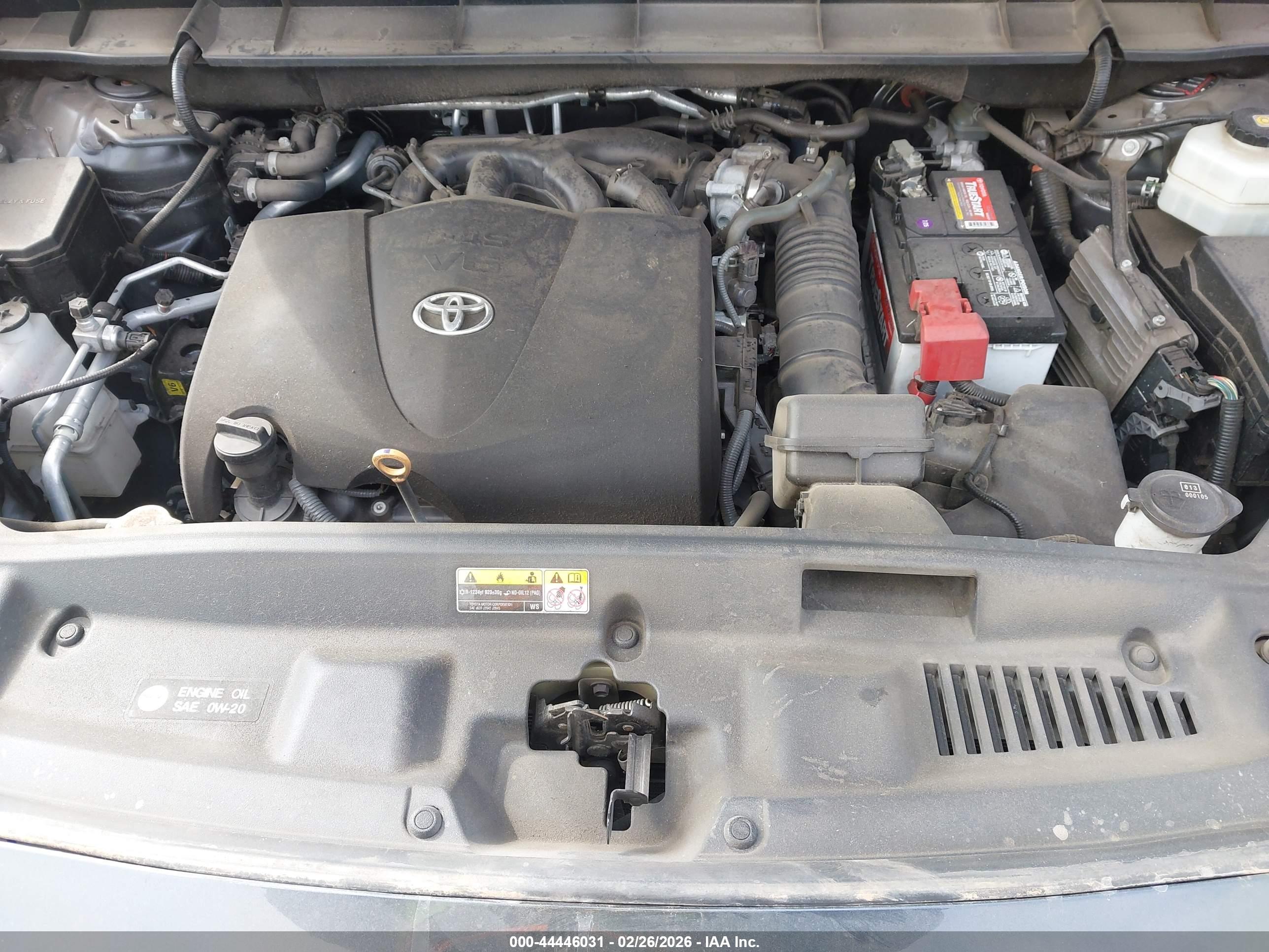 TOYOTA HIGHLANDER image 10