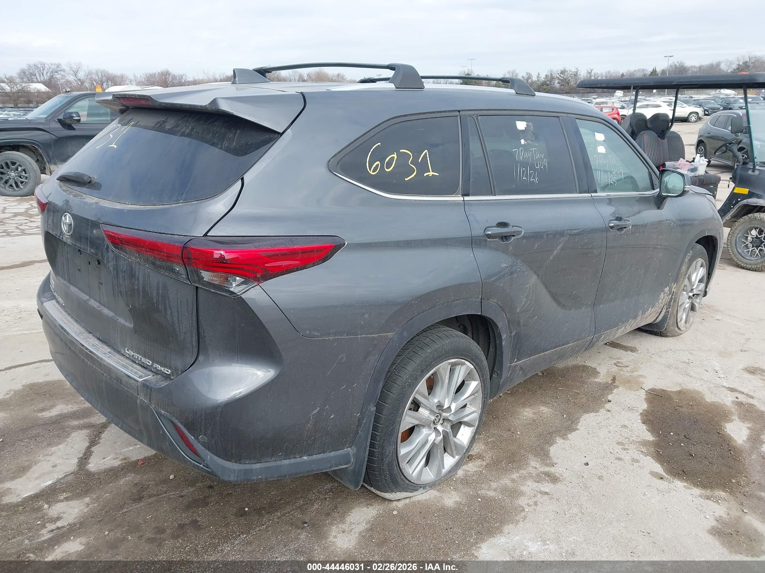TOYOTA HIGHLANDER image 4