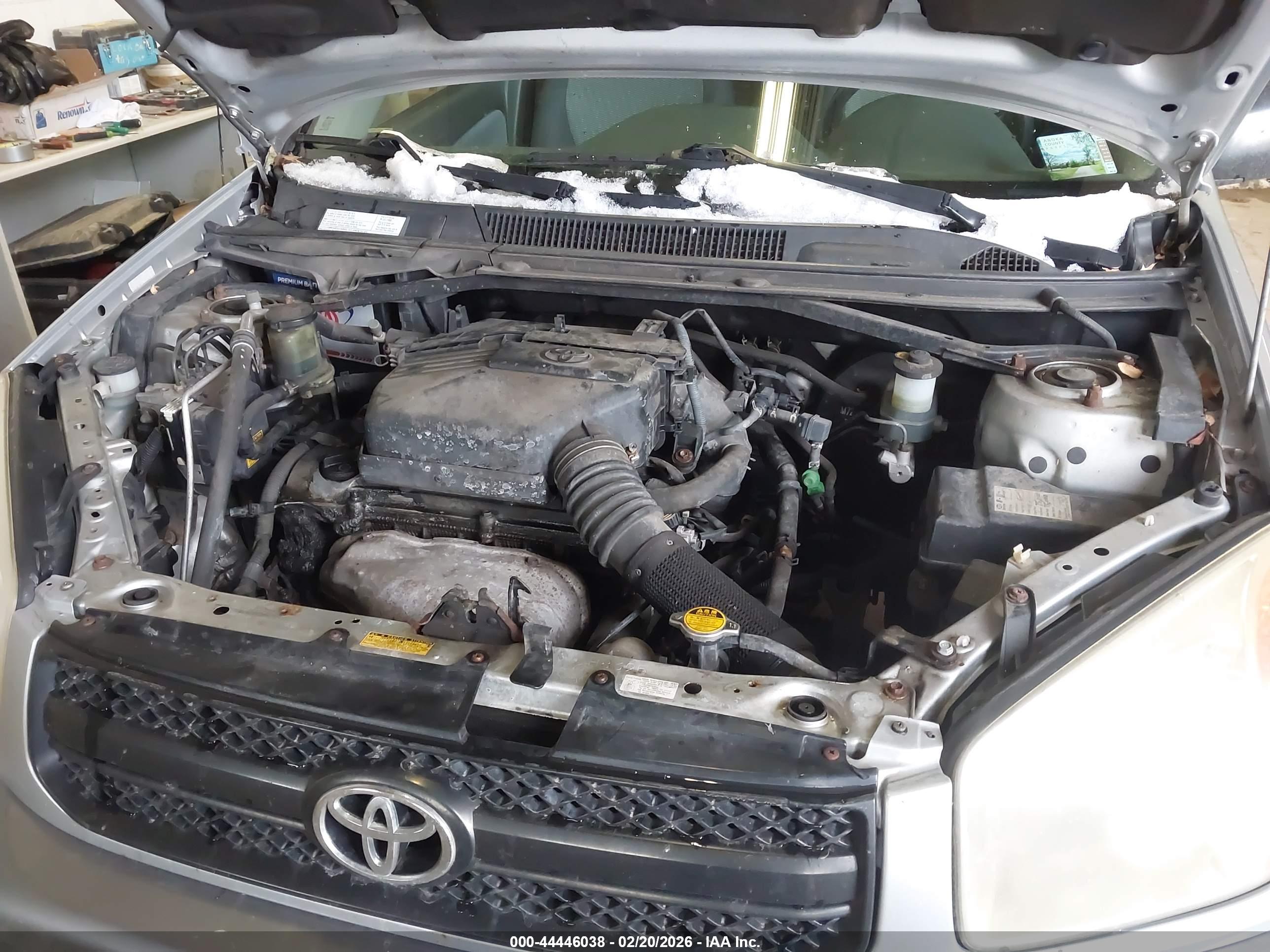TOYOTA RAV4 image 6