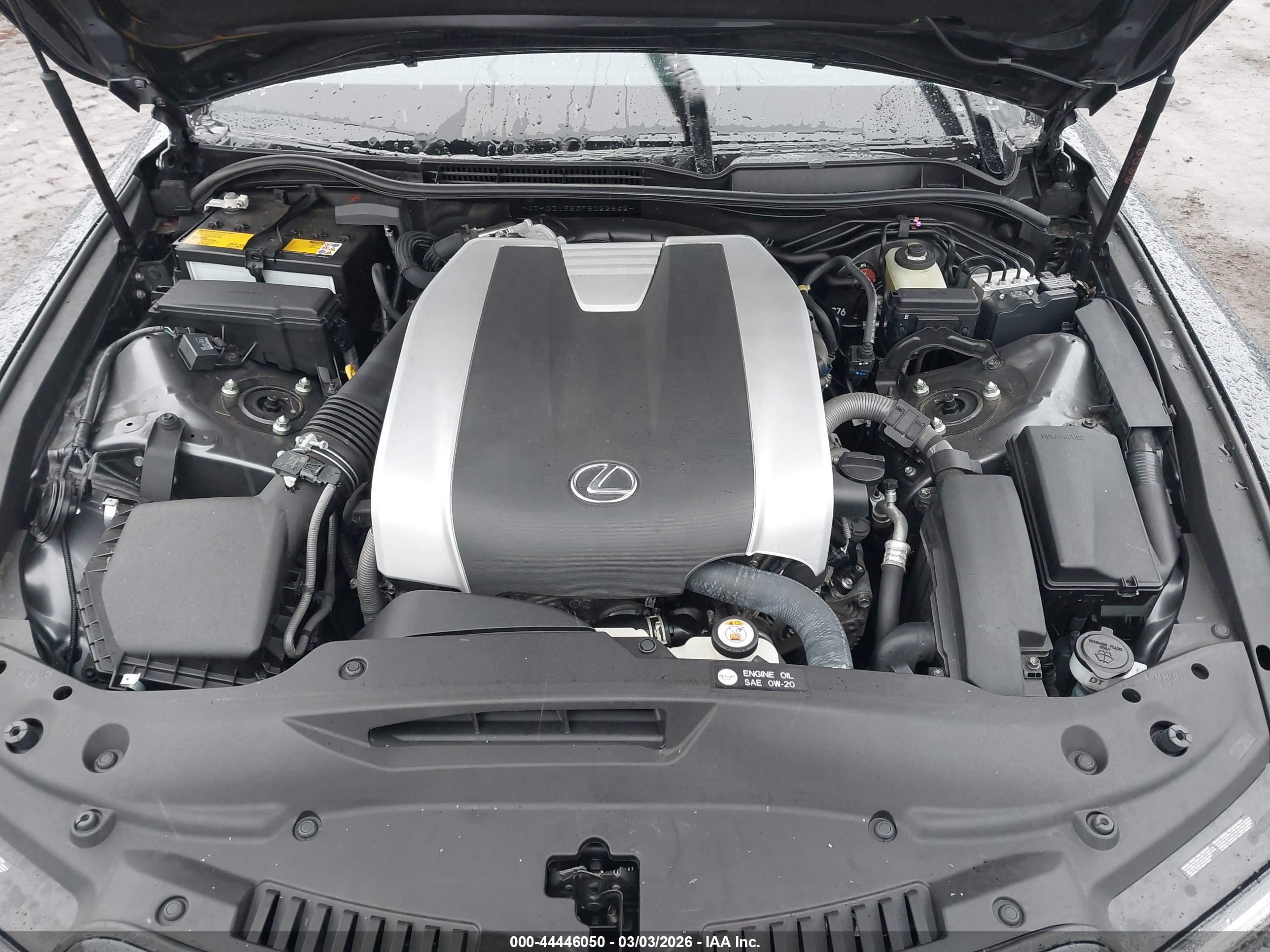 LEXUS IS image 10