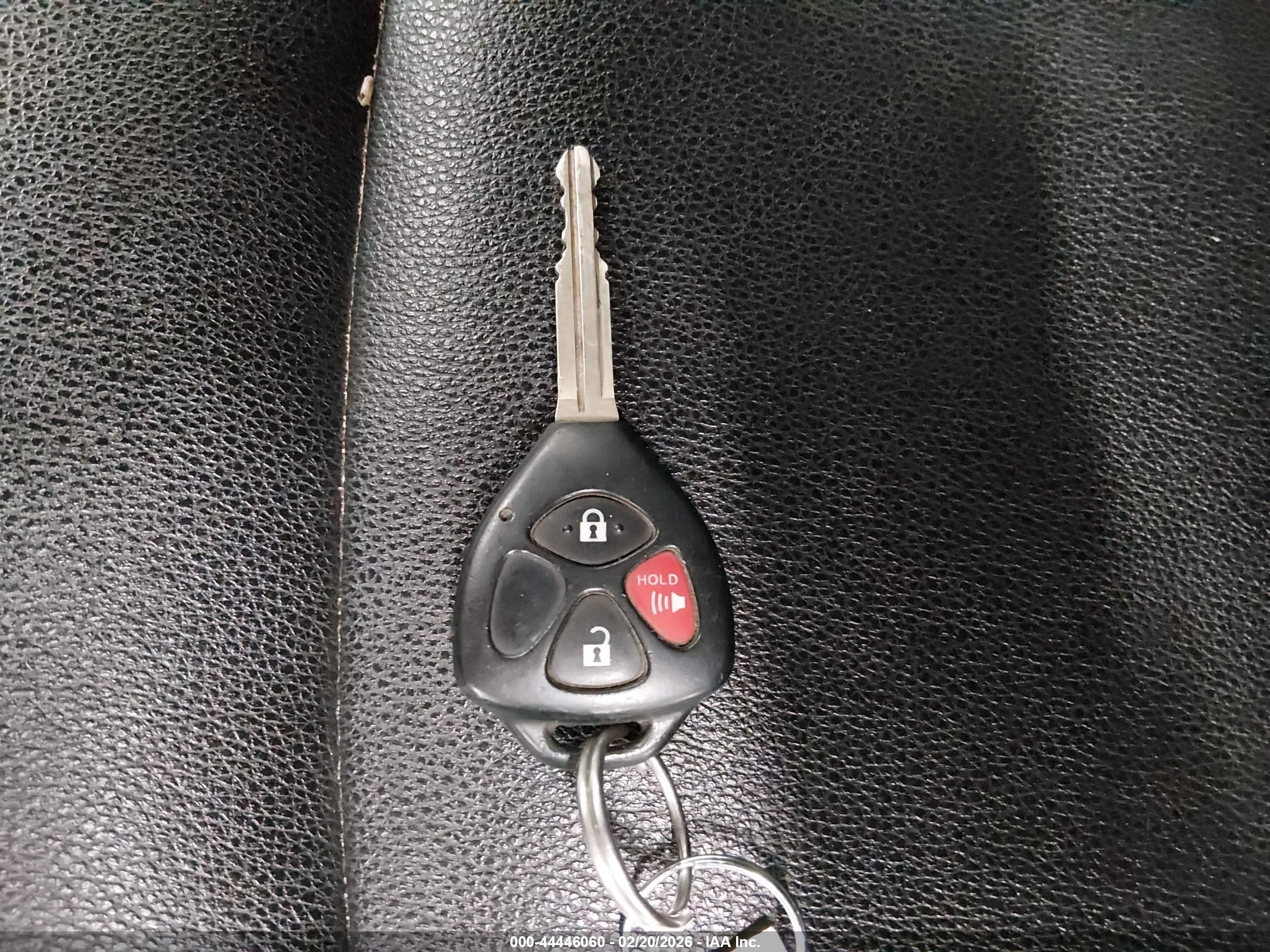 TOYOTA 4RUNNER image 11
