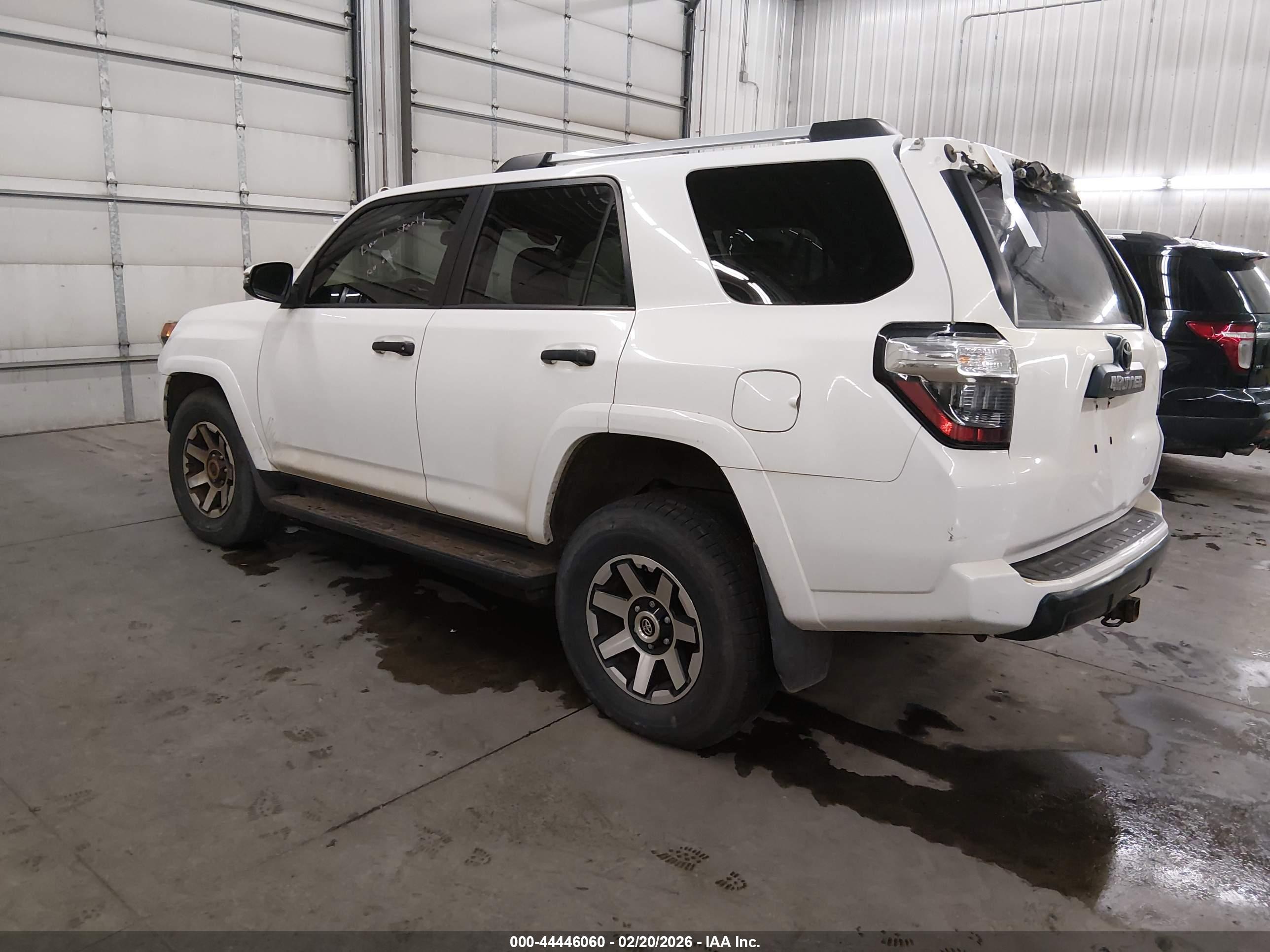 TOYOTA 4RUNNER image 3