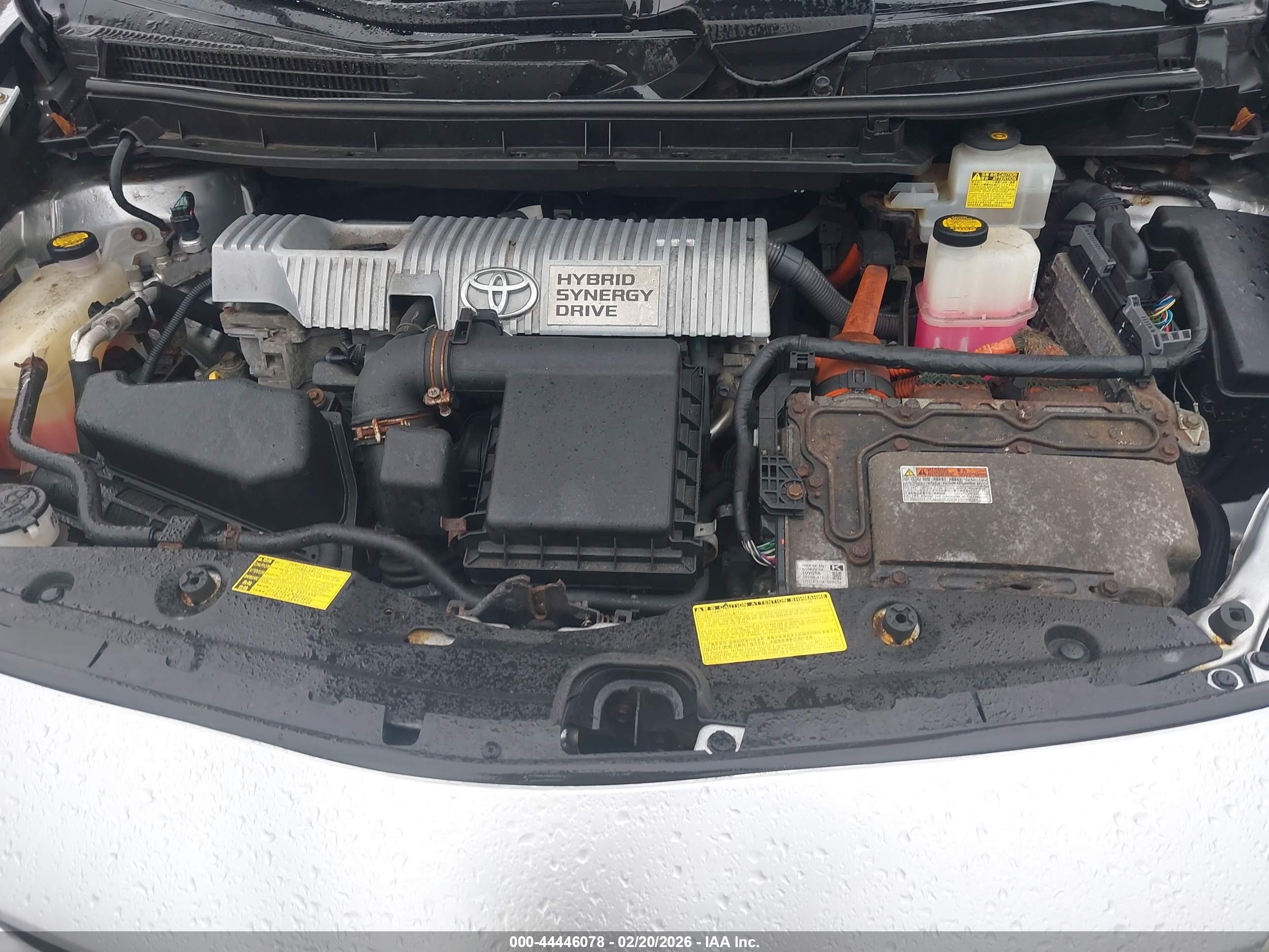 TOYOTA PRIUS image 10