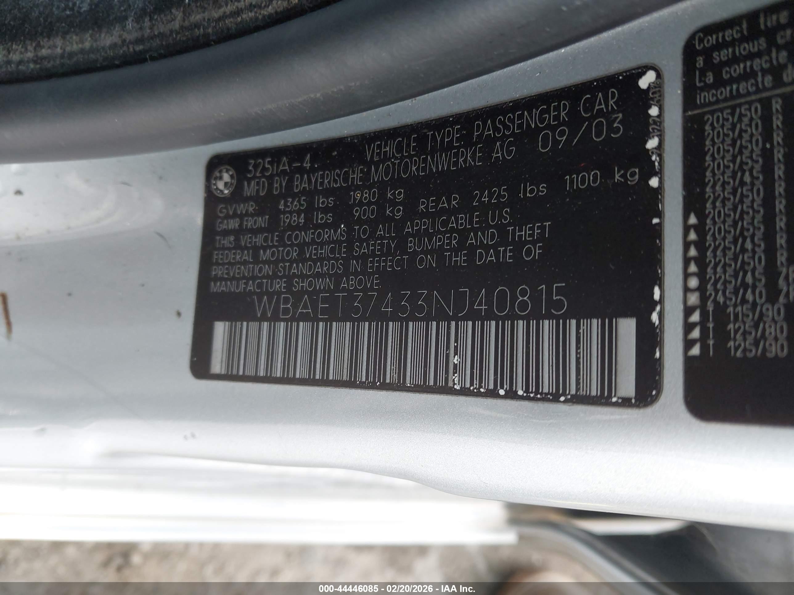 BMW 325I image 9