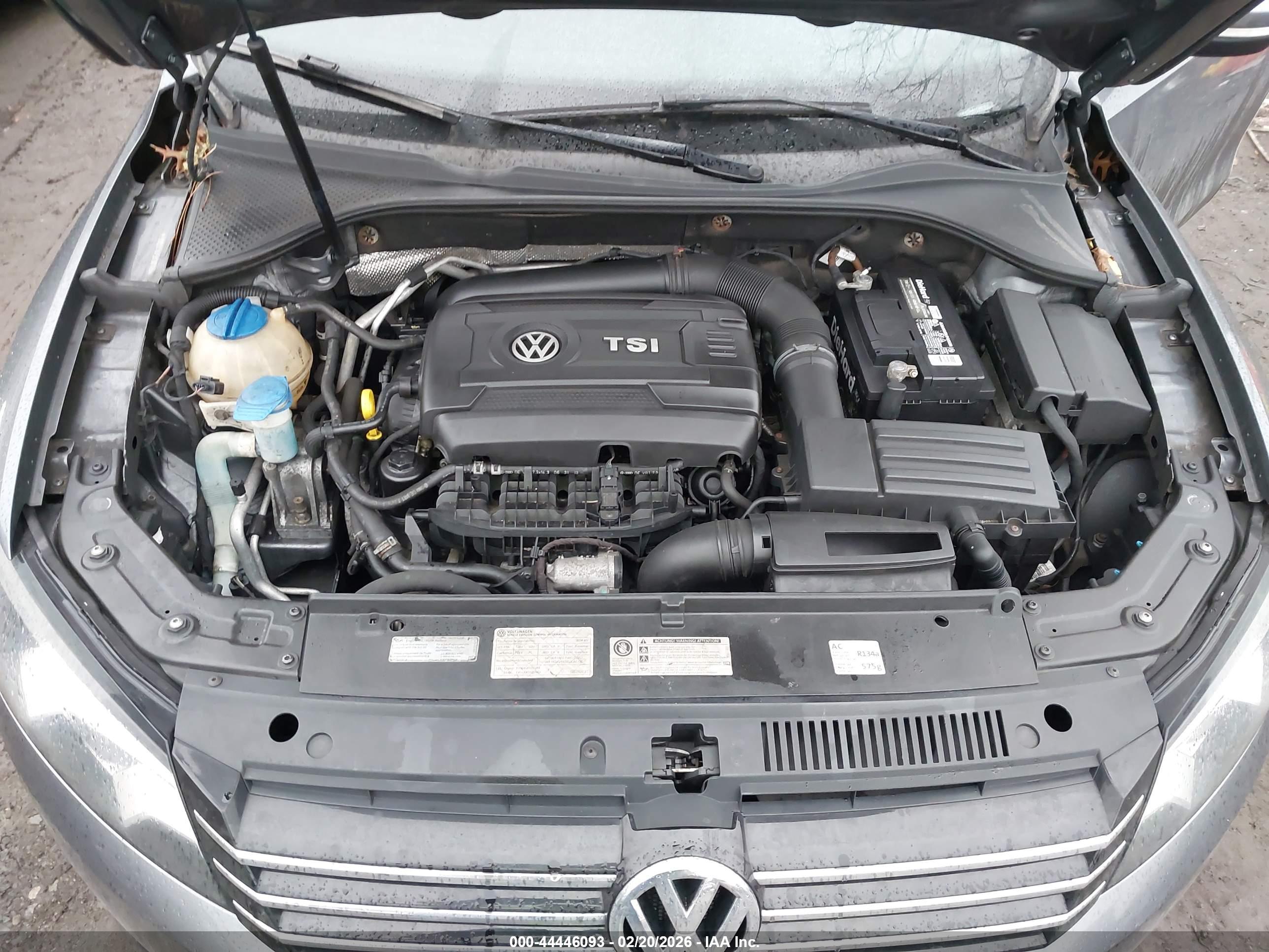 VOLKSWAGEN PASSAT image 10
