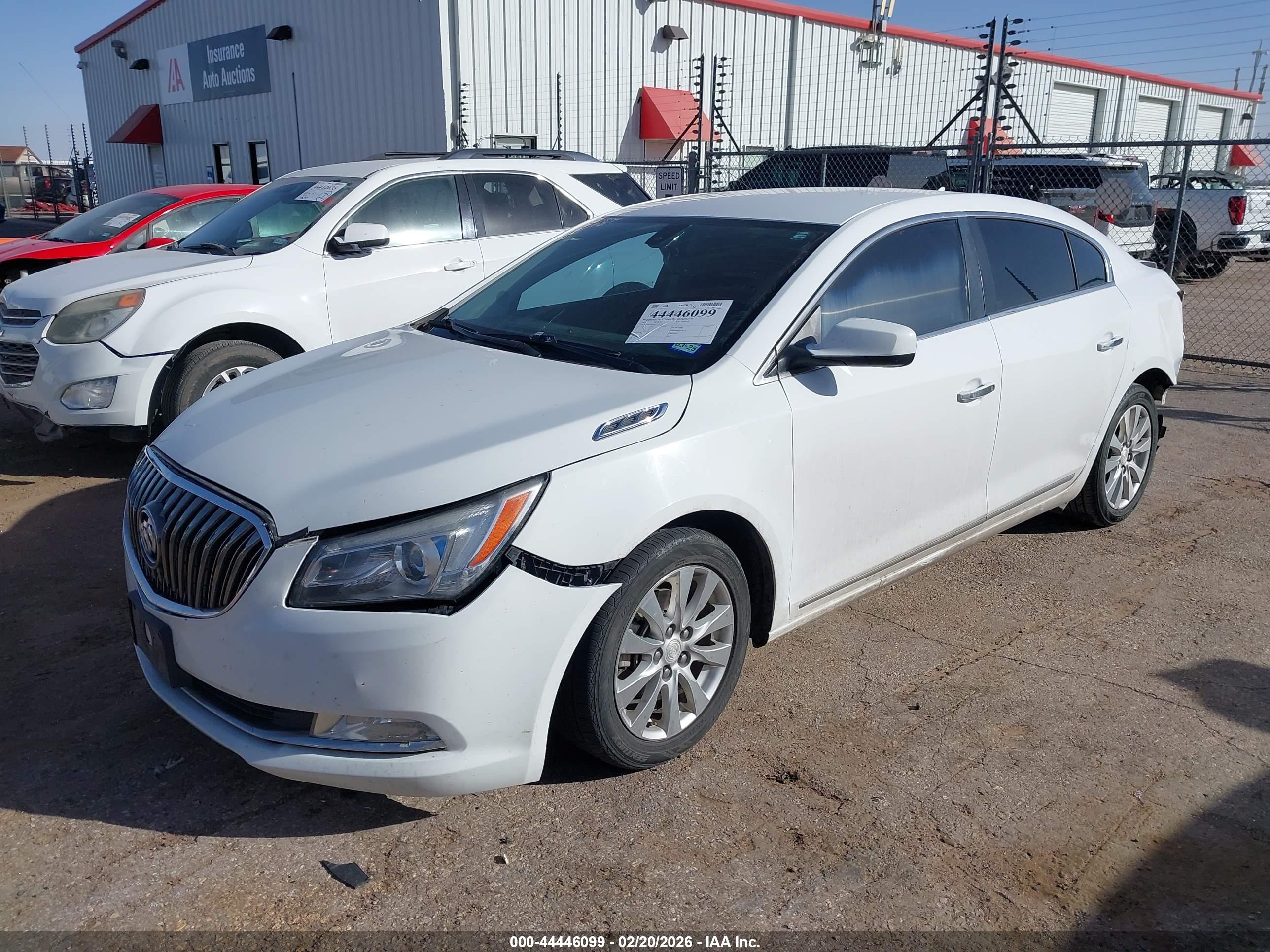 BUICK LACROSSE image 2