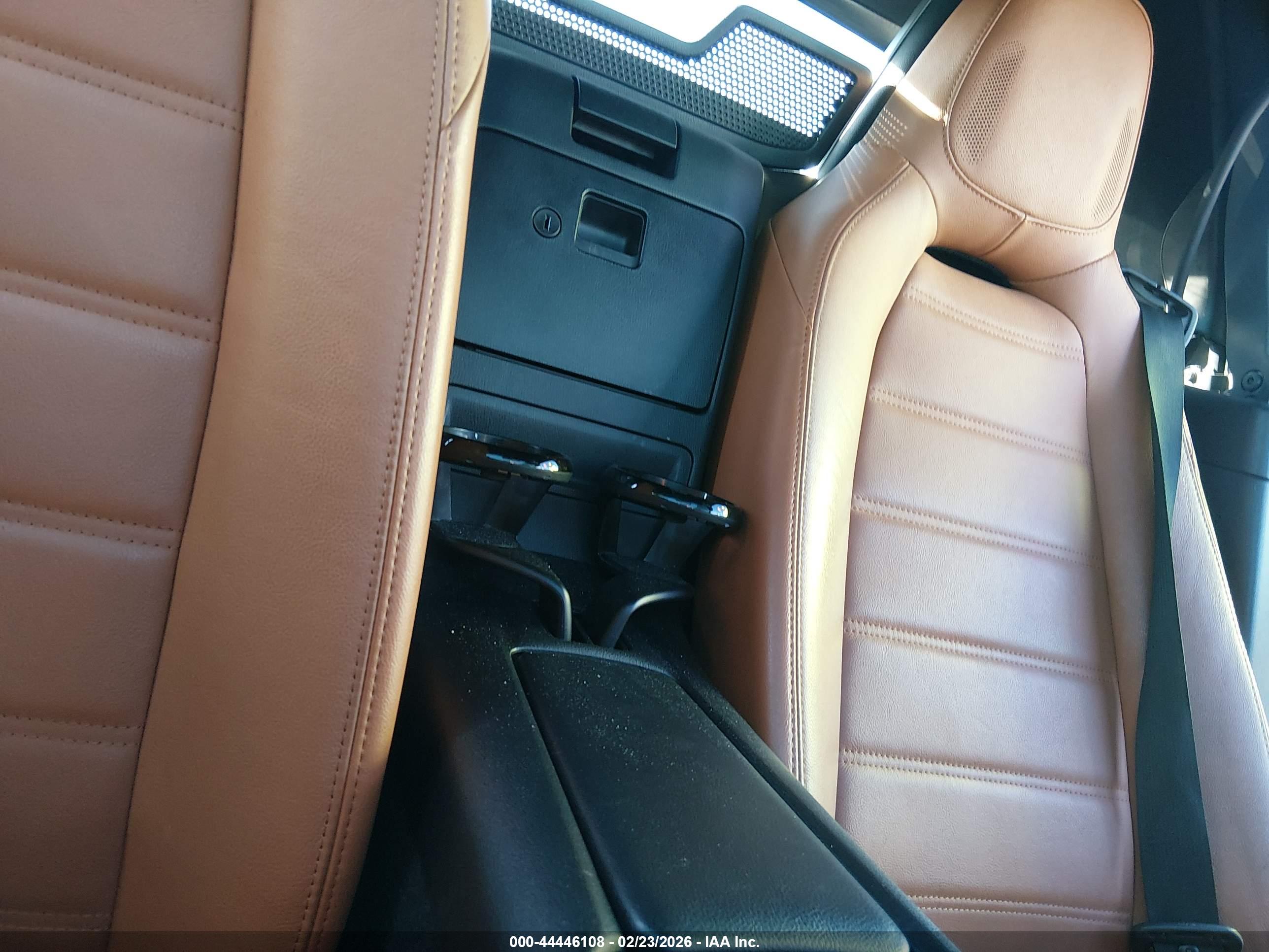 FIAT 124 image 8