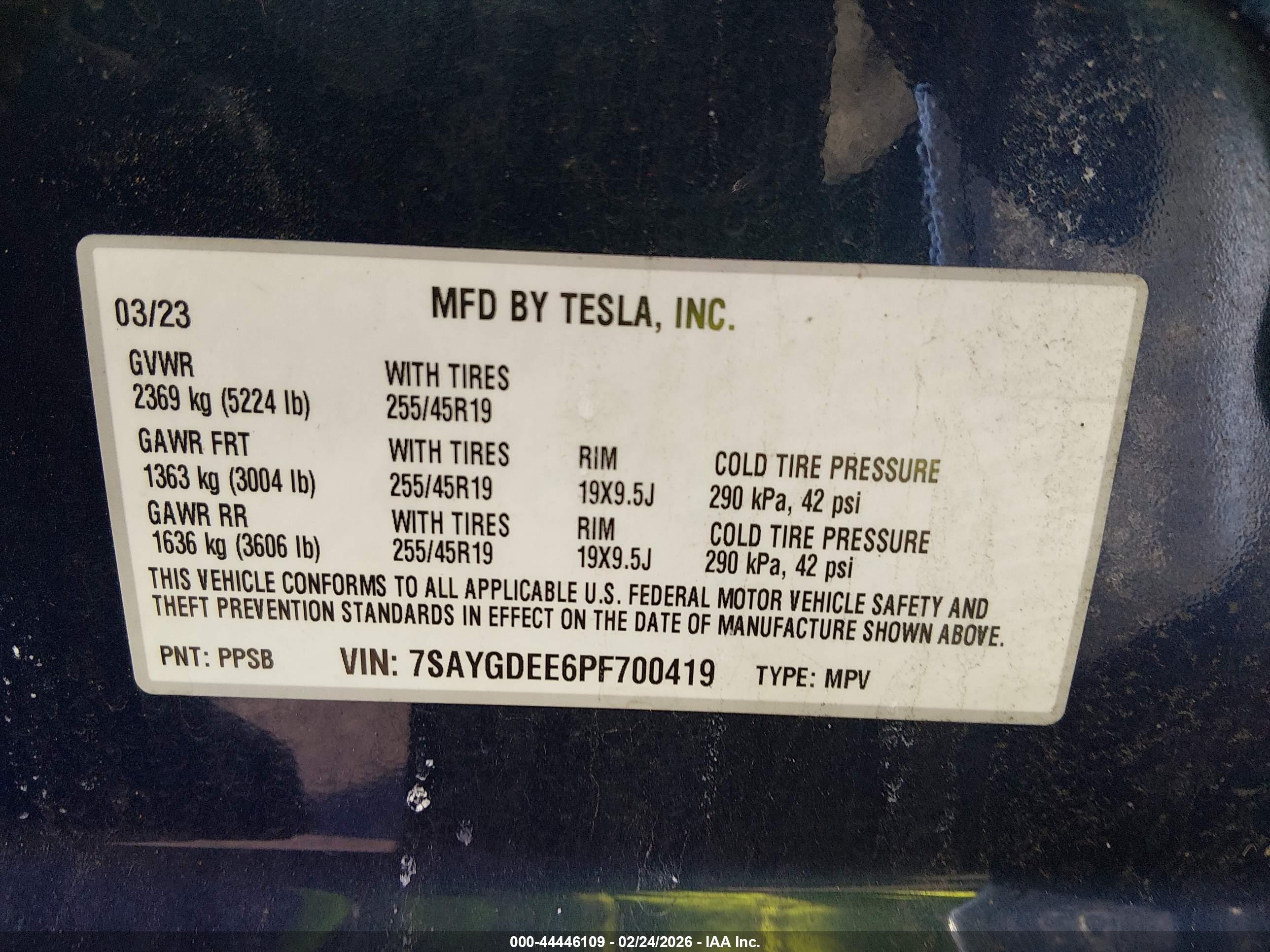 TESLA MODEL image 9