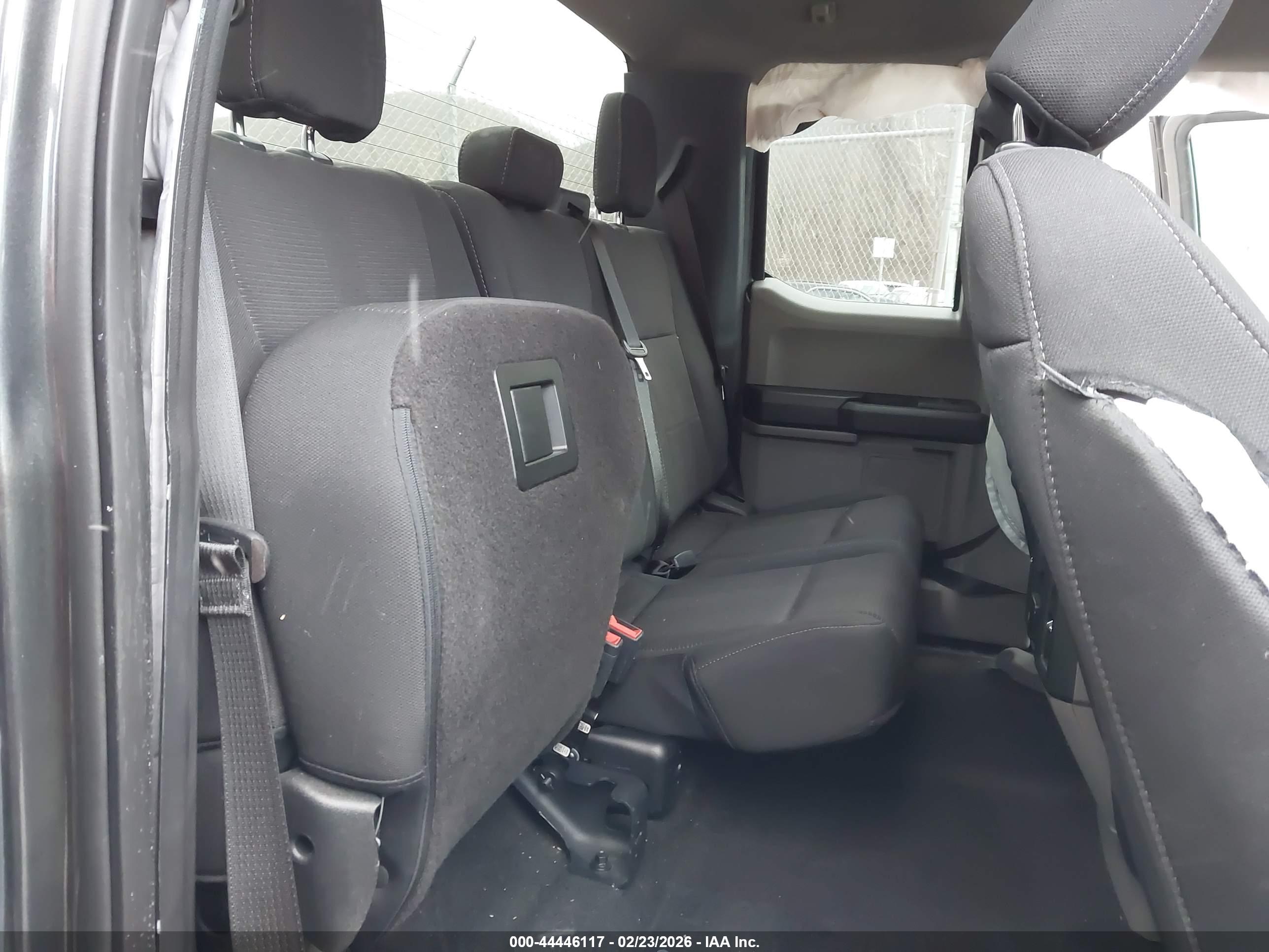 FORD F-150 image 8